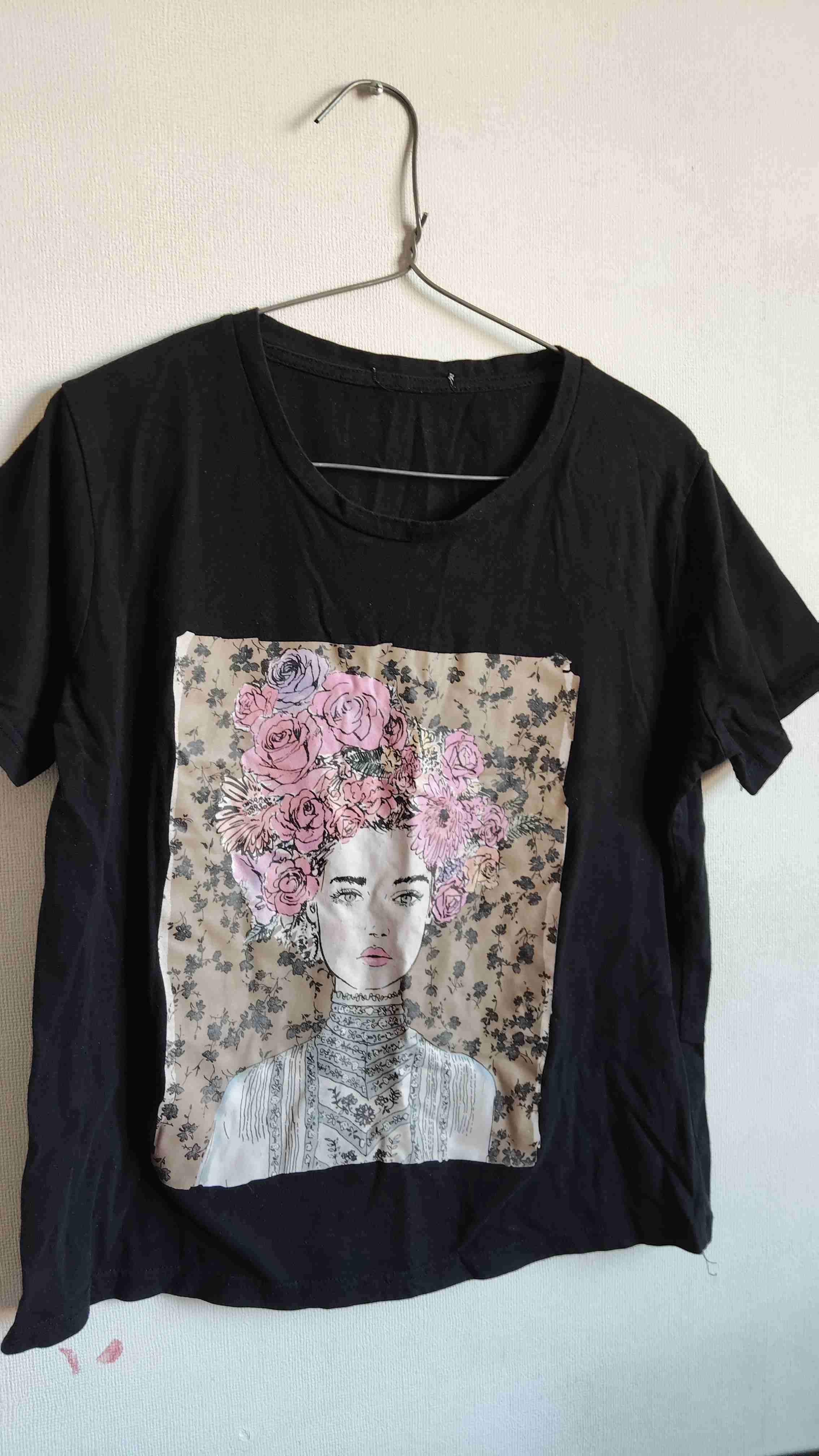 Polera negra estampado Grinch - miniatura 3