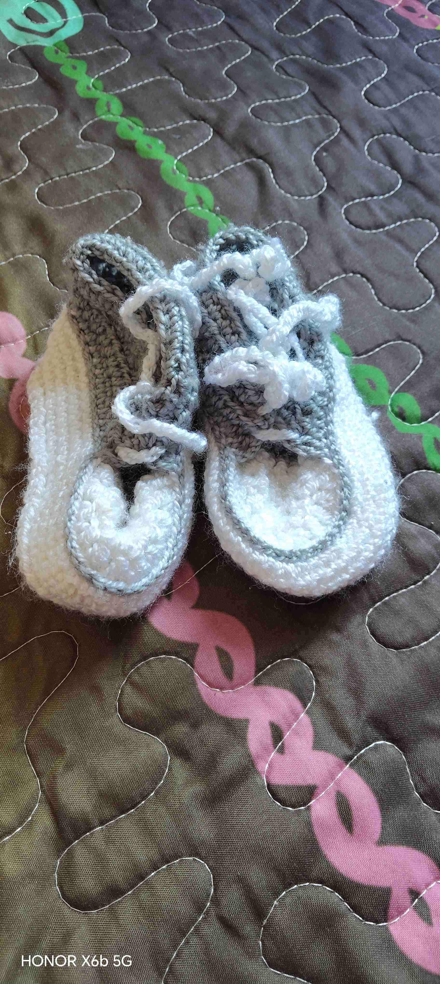 Zapatos tejidos para bebé