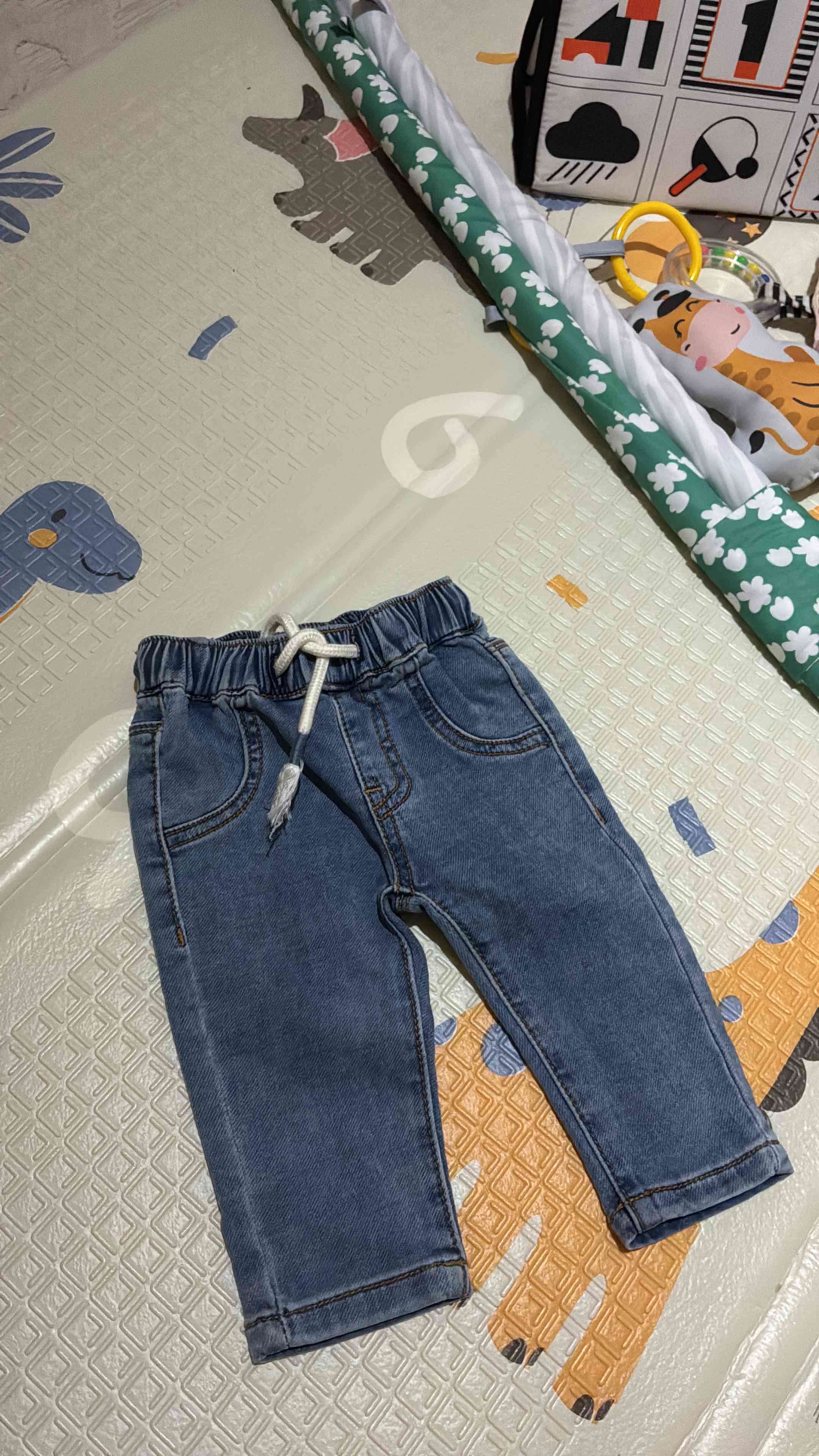 Pantalón de bebé azul