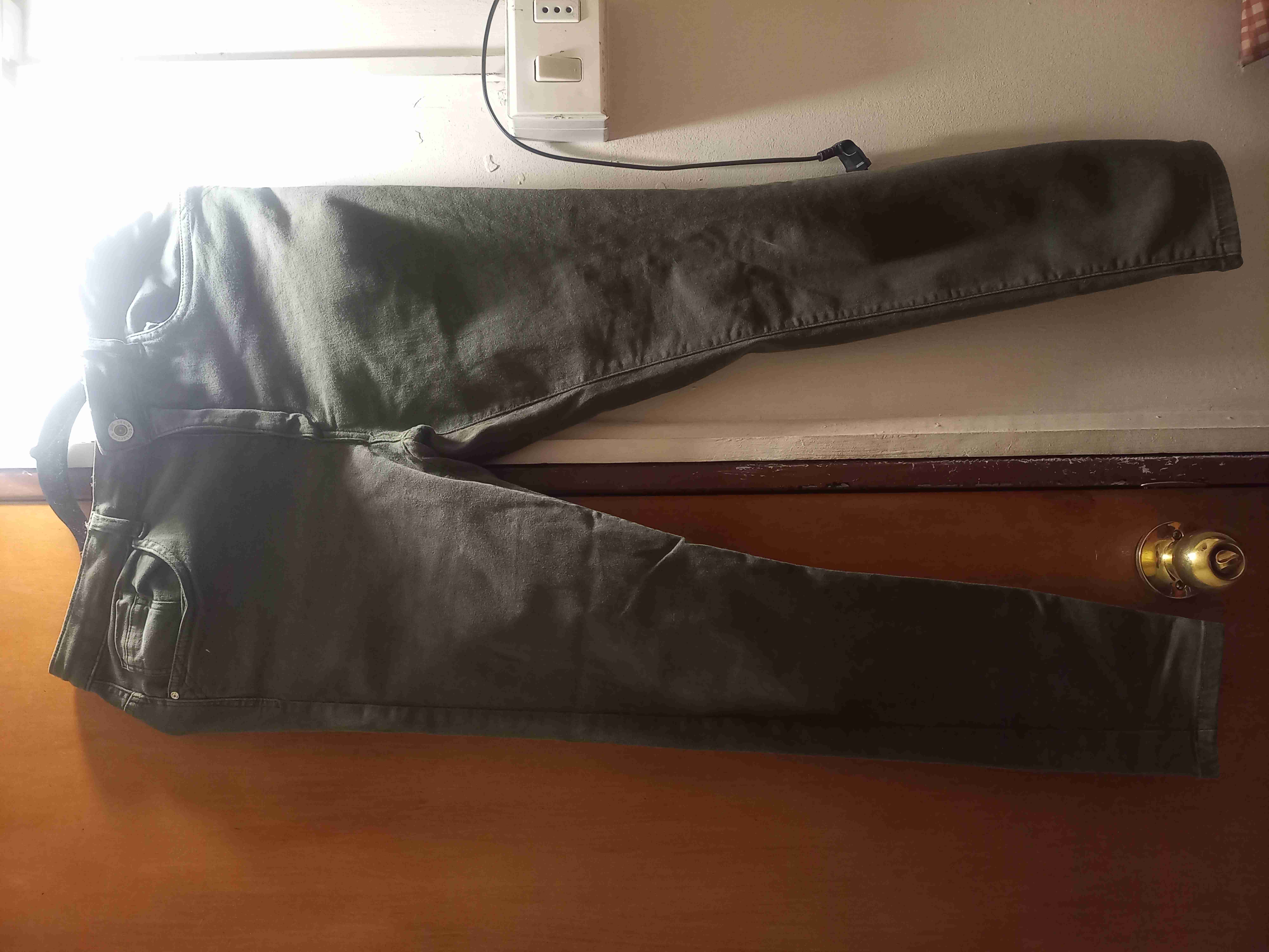 Jeans verde oliva para mujer talla 42 - 1