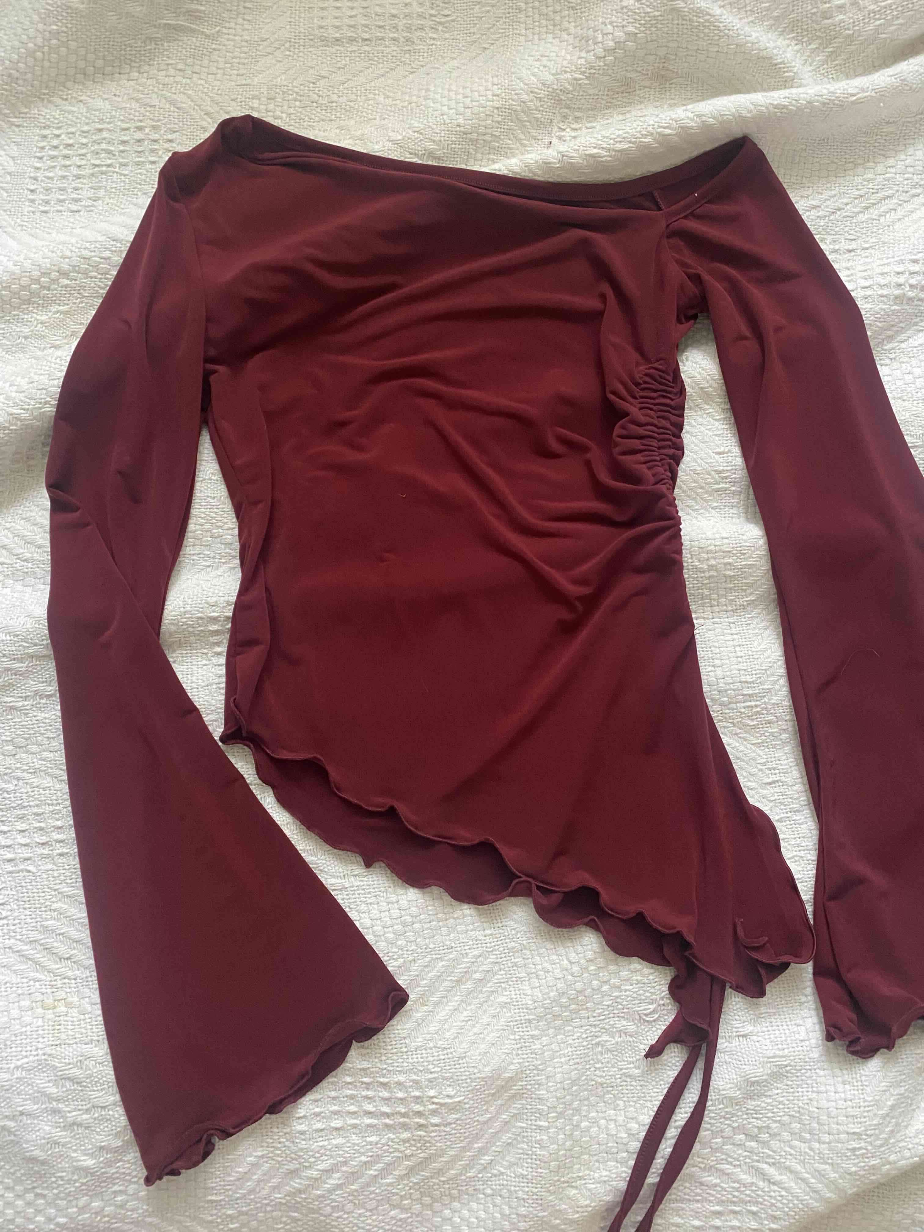 Blusa burdeos manga larga