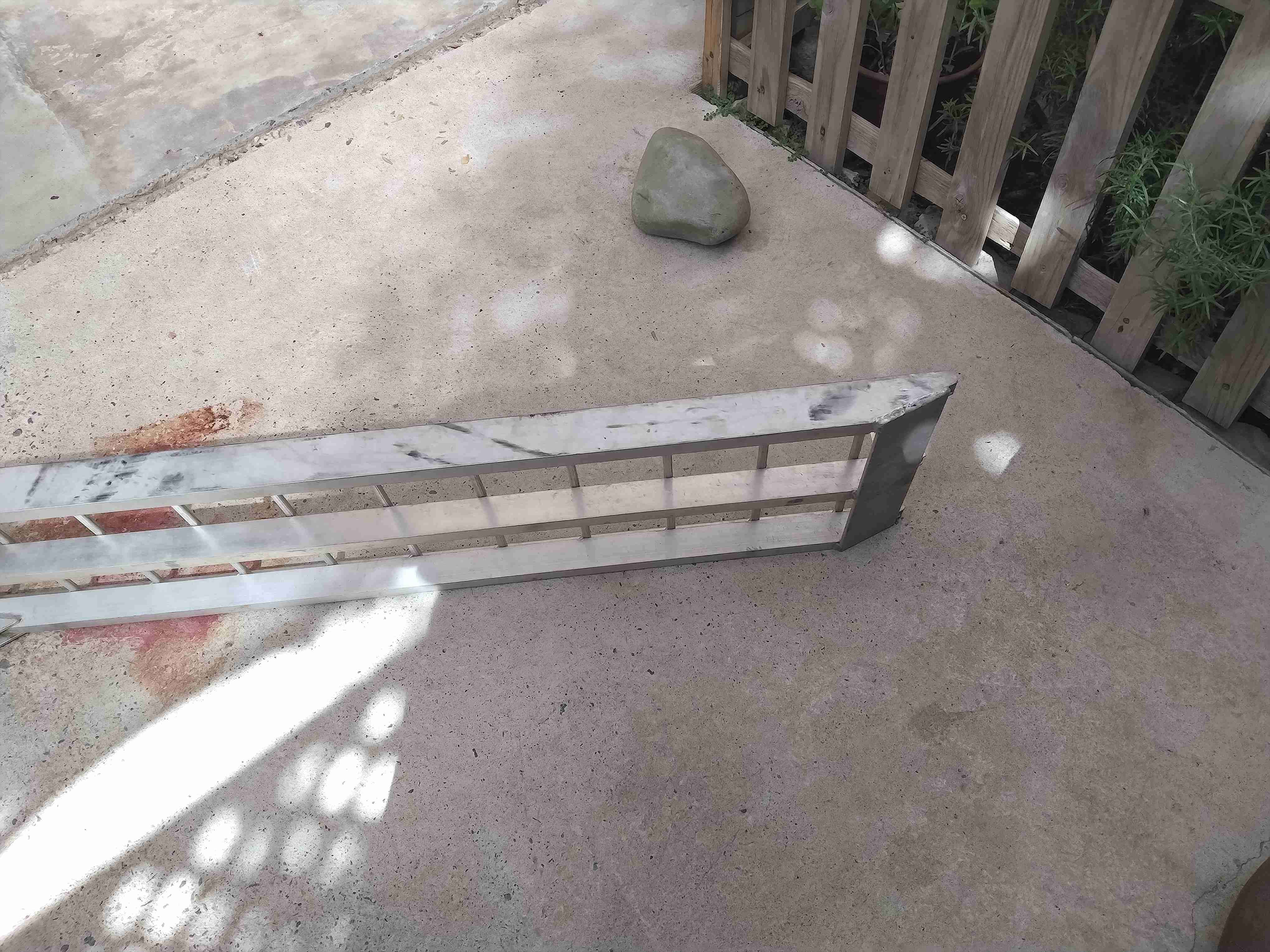 Baranda metálica blanca - 1