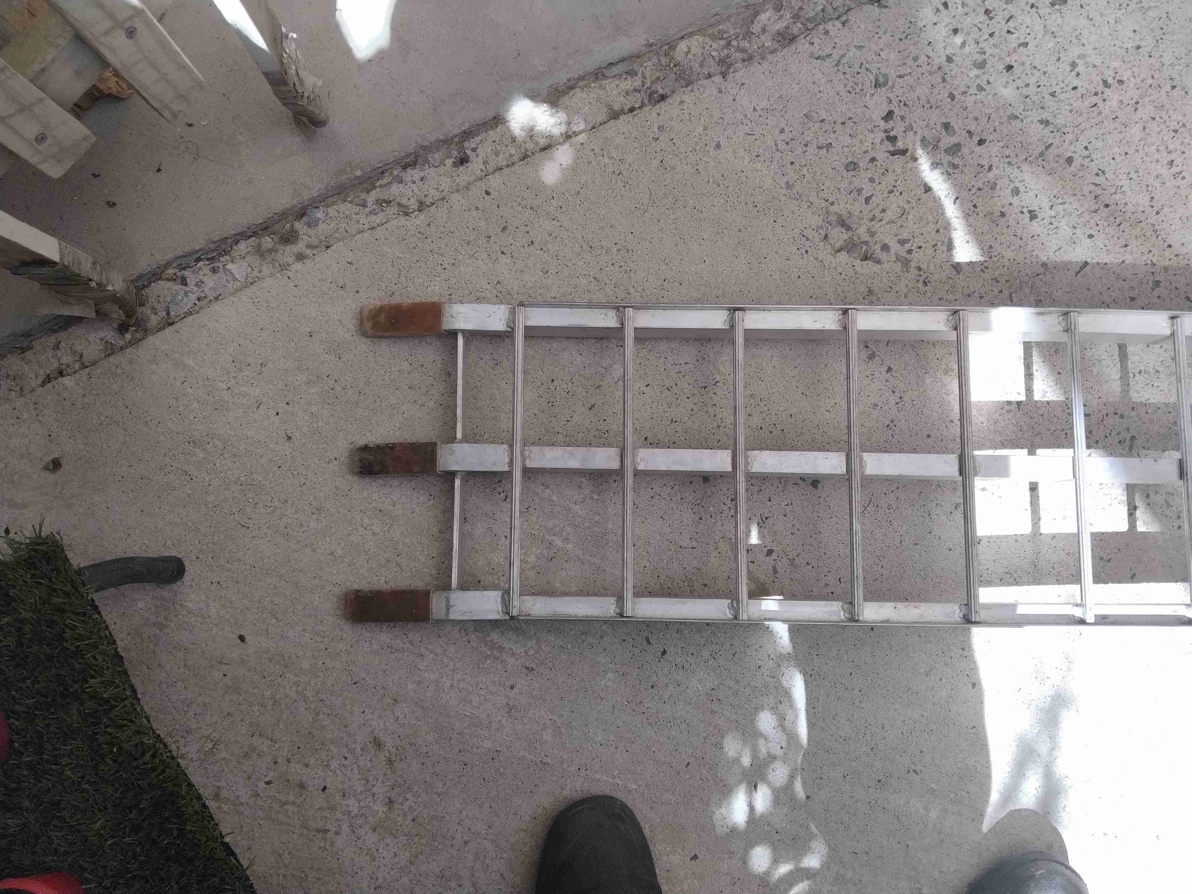 Baranda metálica blanca - 6