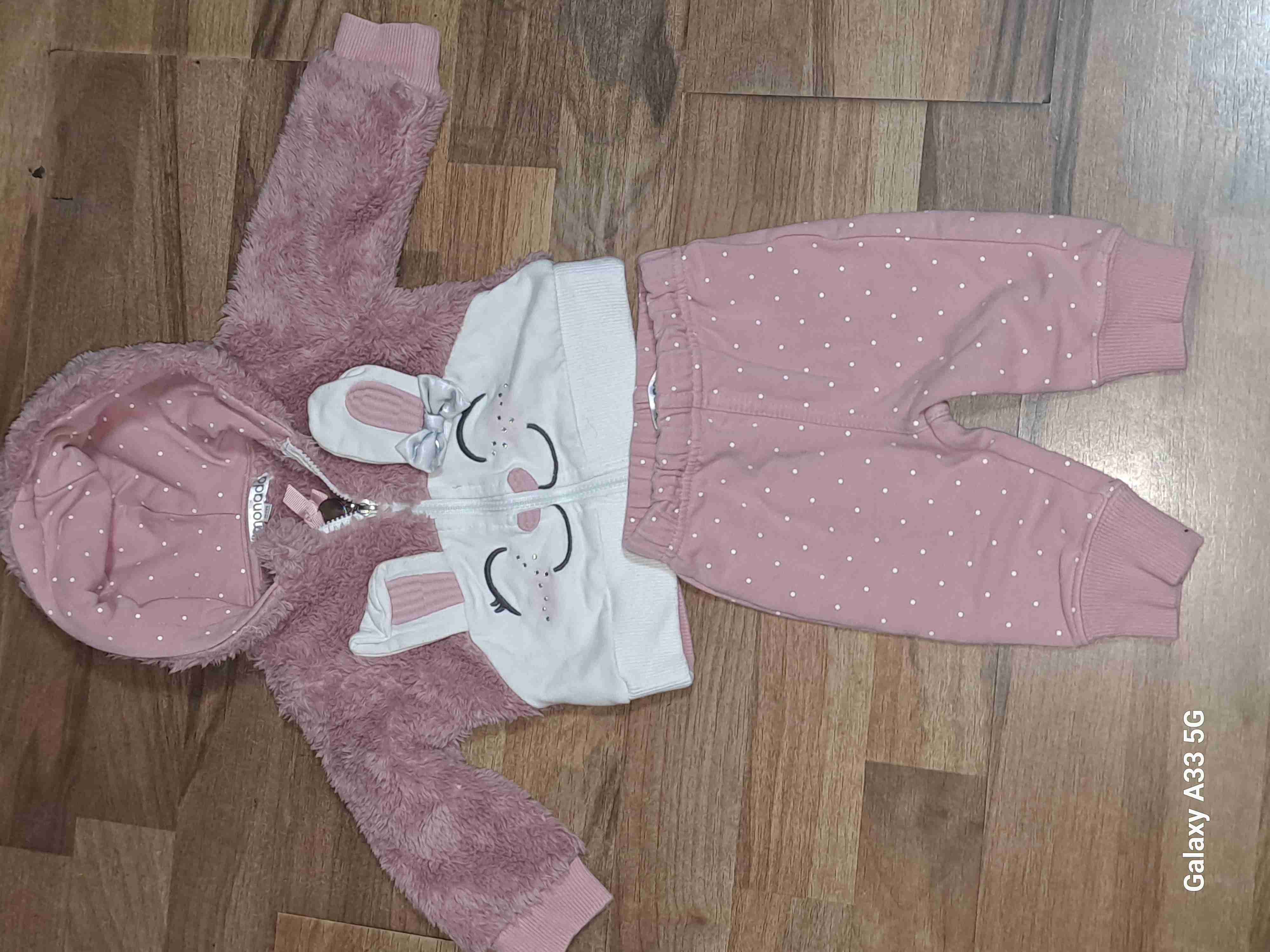 Conjunto bebé con capucha rosa - miniatura 1