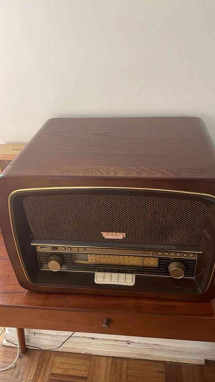 Radio vintage clásica - 1