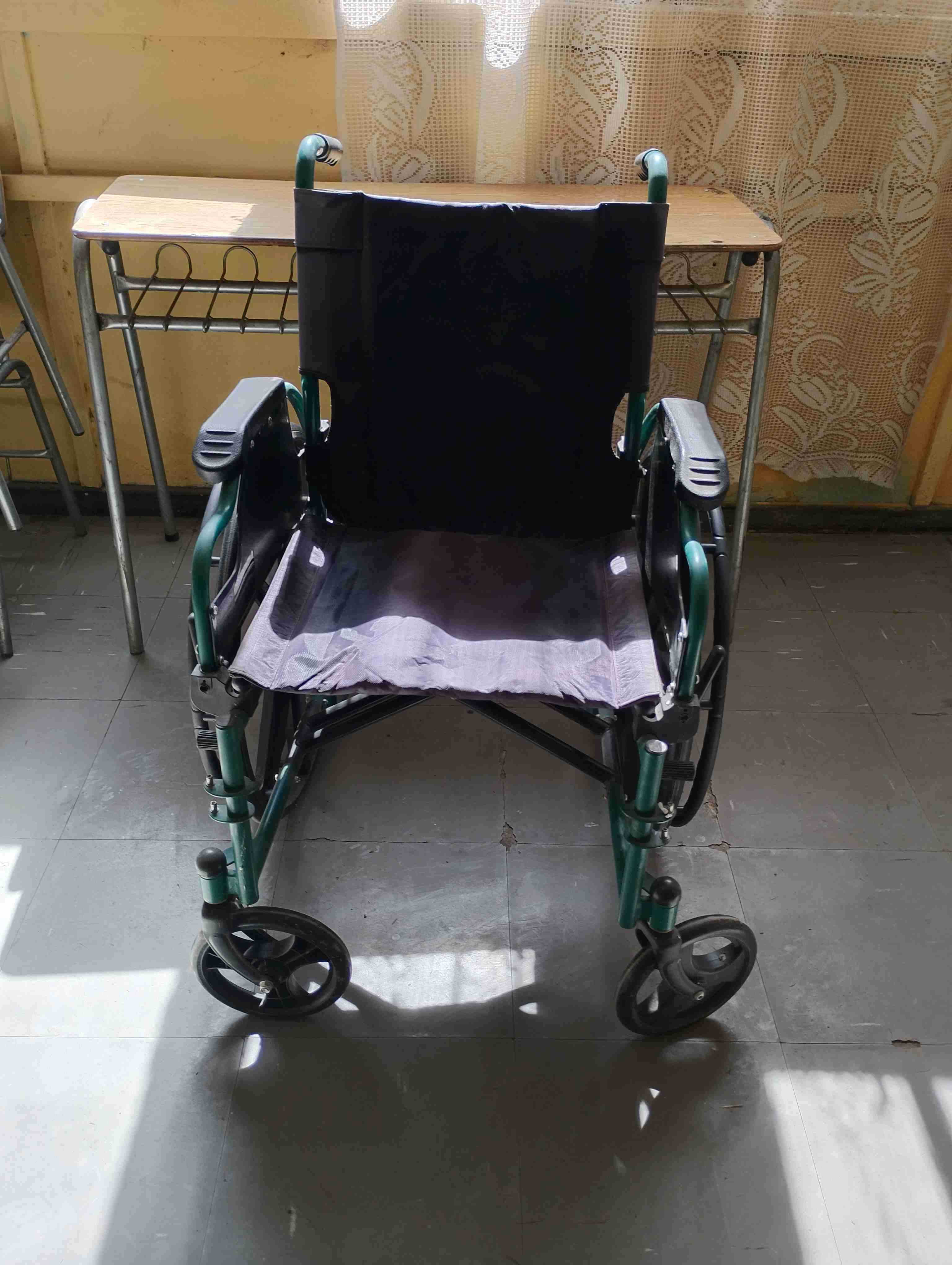 Silla de ruedas plegable