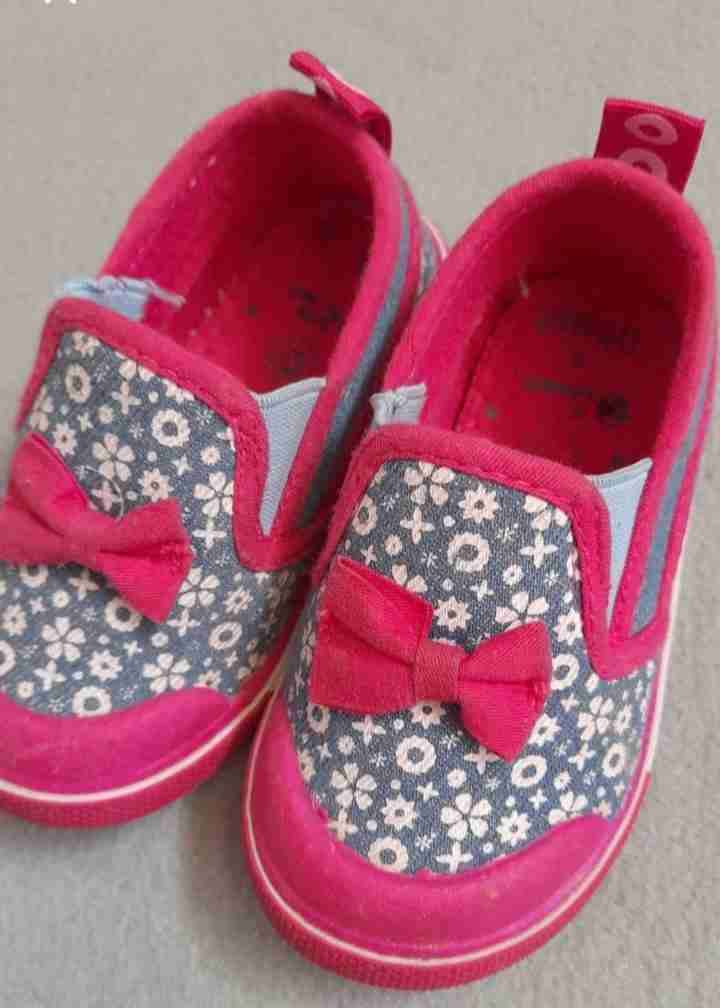 Zapatillas infantiles rosas  primeros pasos N20
