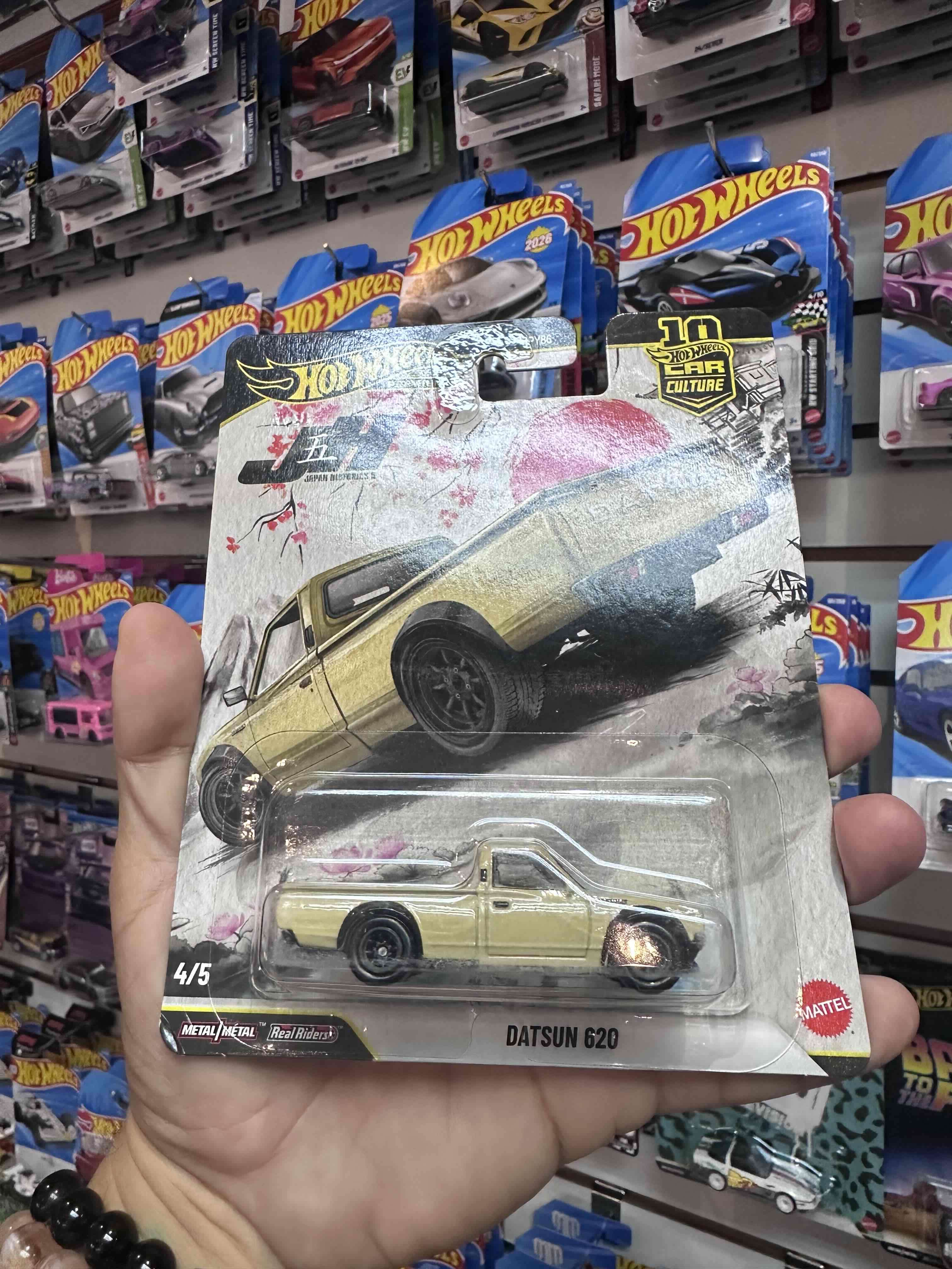 Hot Wheels Datsun 620 edición especial - miniatura 1