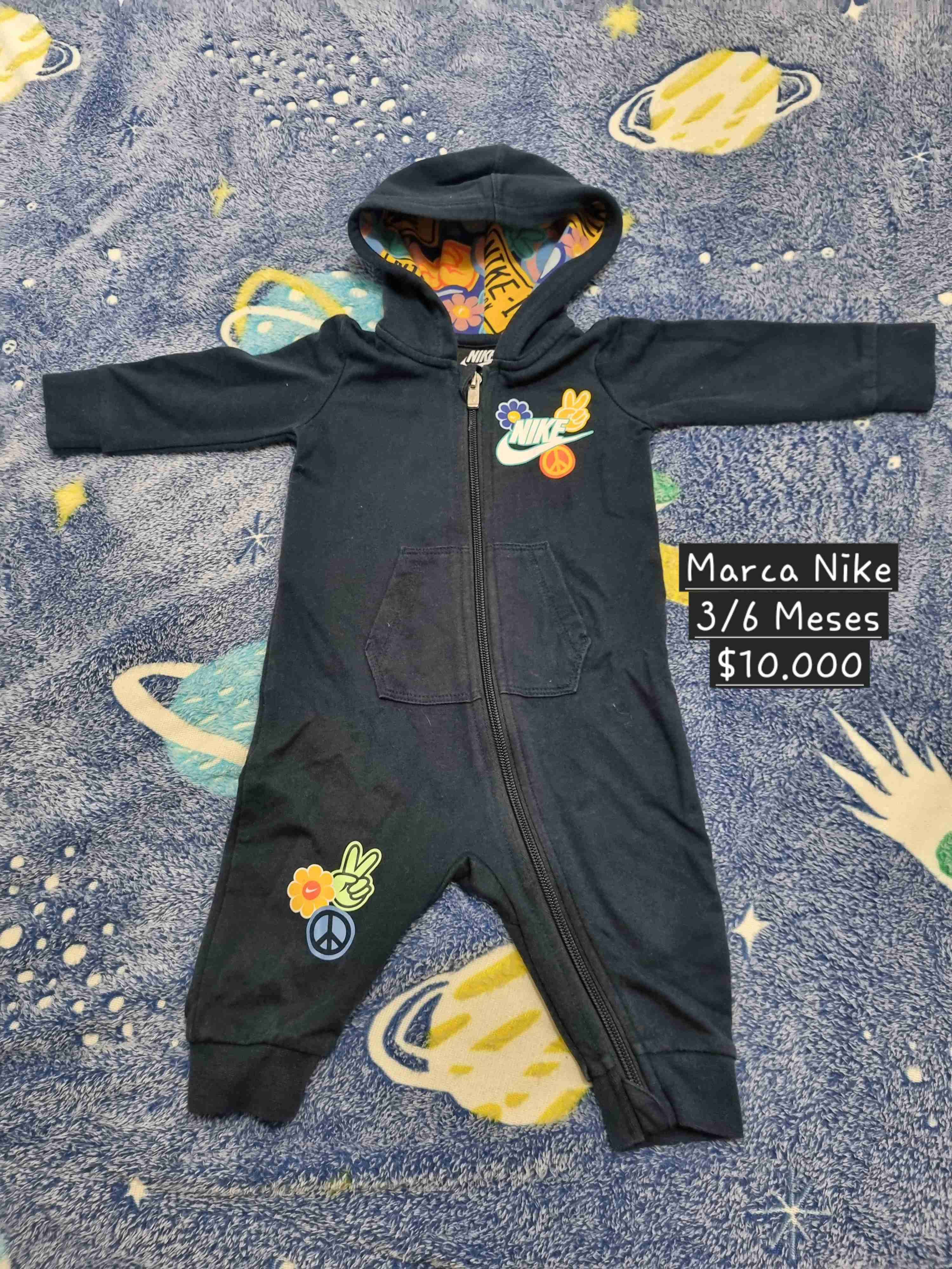 Enterito bebé Nike azul 3/6 meses