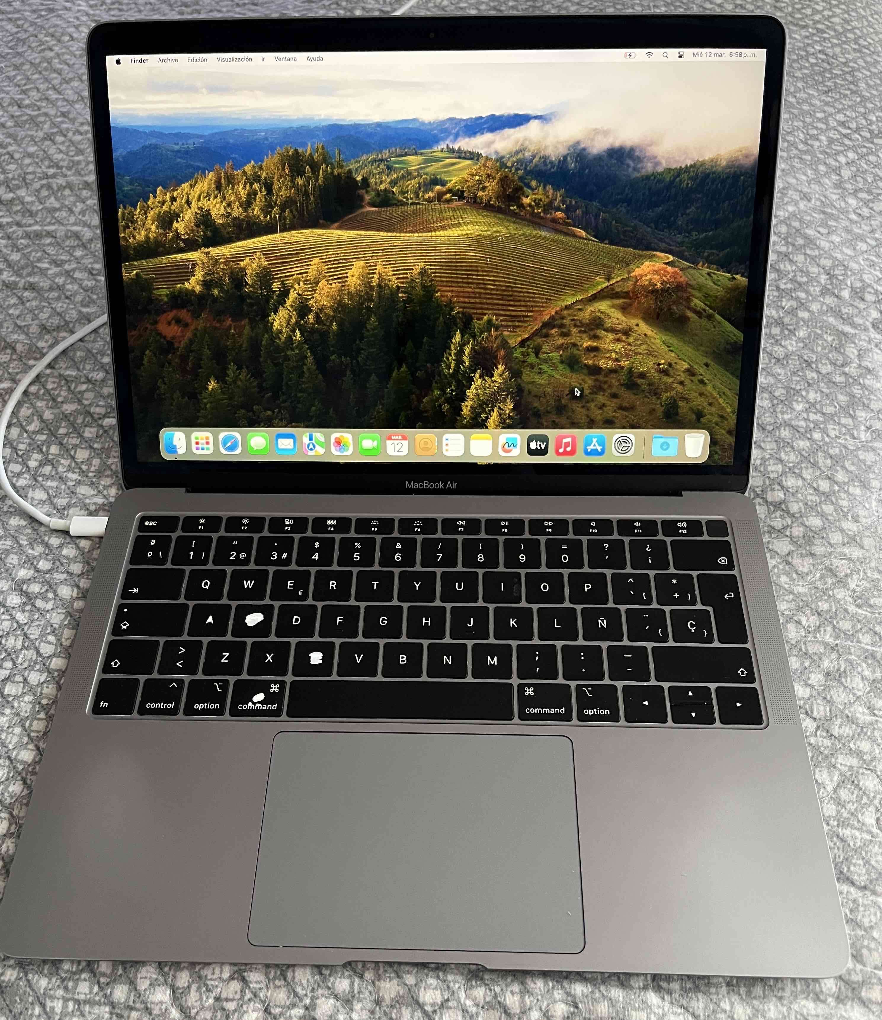 MacBook Air gris espacio13.3 pulgadas 2019 128gb - miniatura 2
