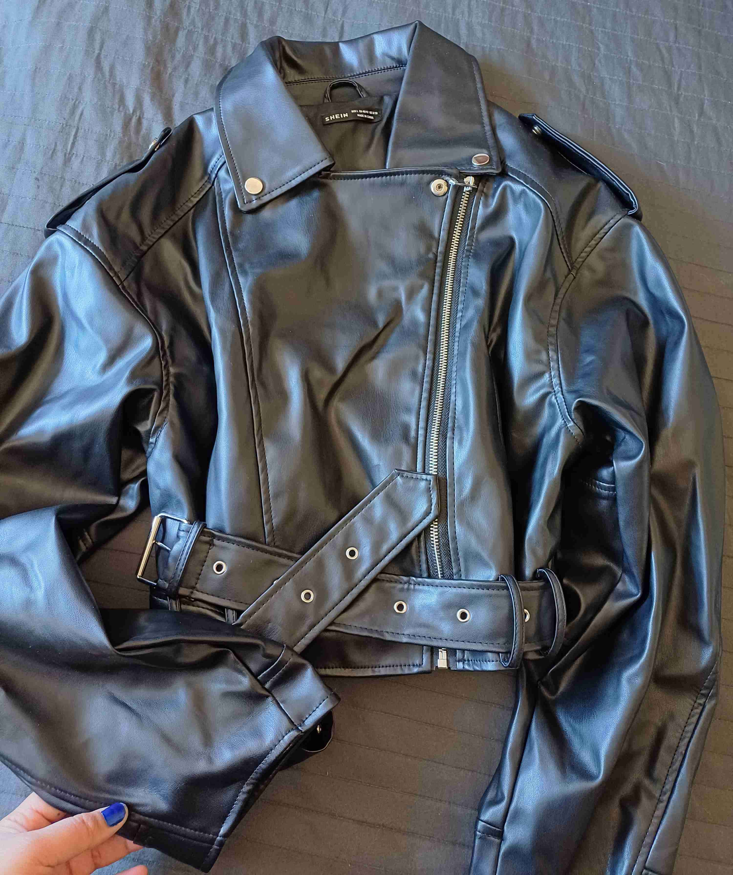 Chaqueta negra de cuero sintético - miniatura 2