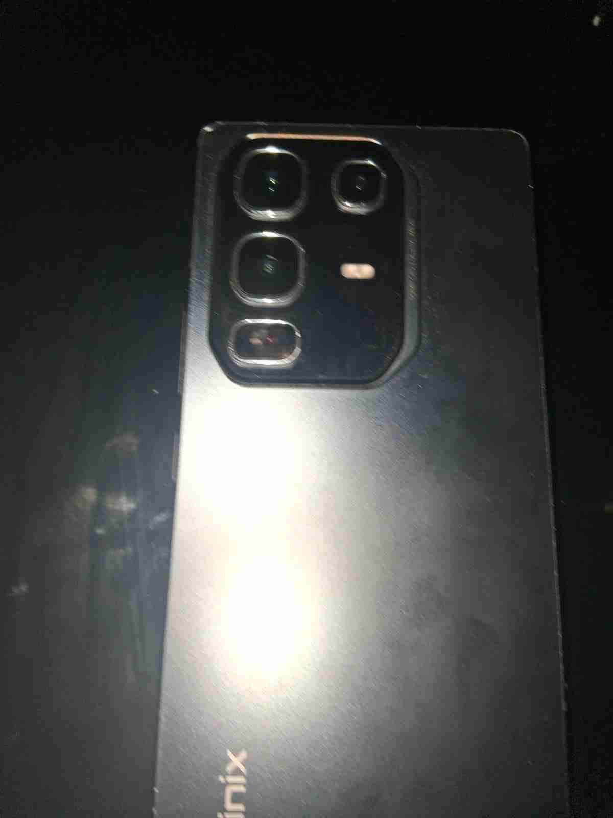 Infinix Note 50 Pro Impecable 🔥 8GB/256GB + Cargad - 4