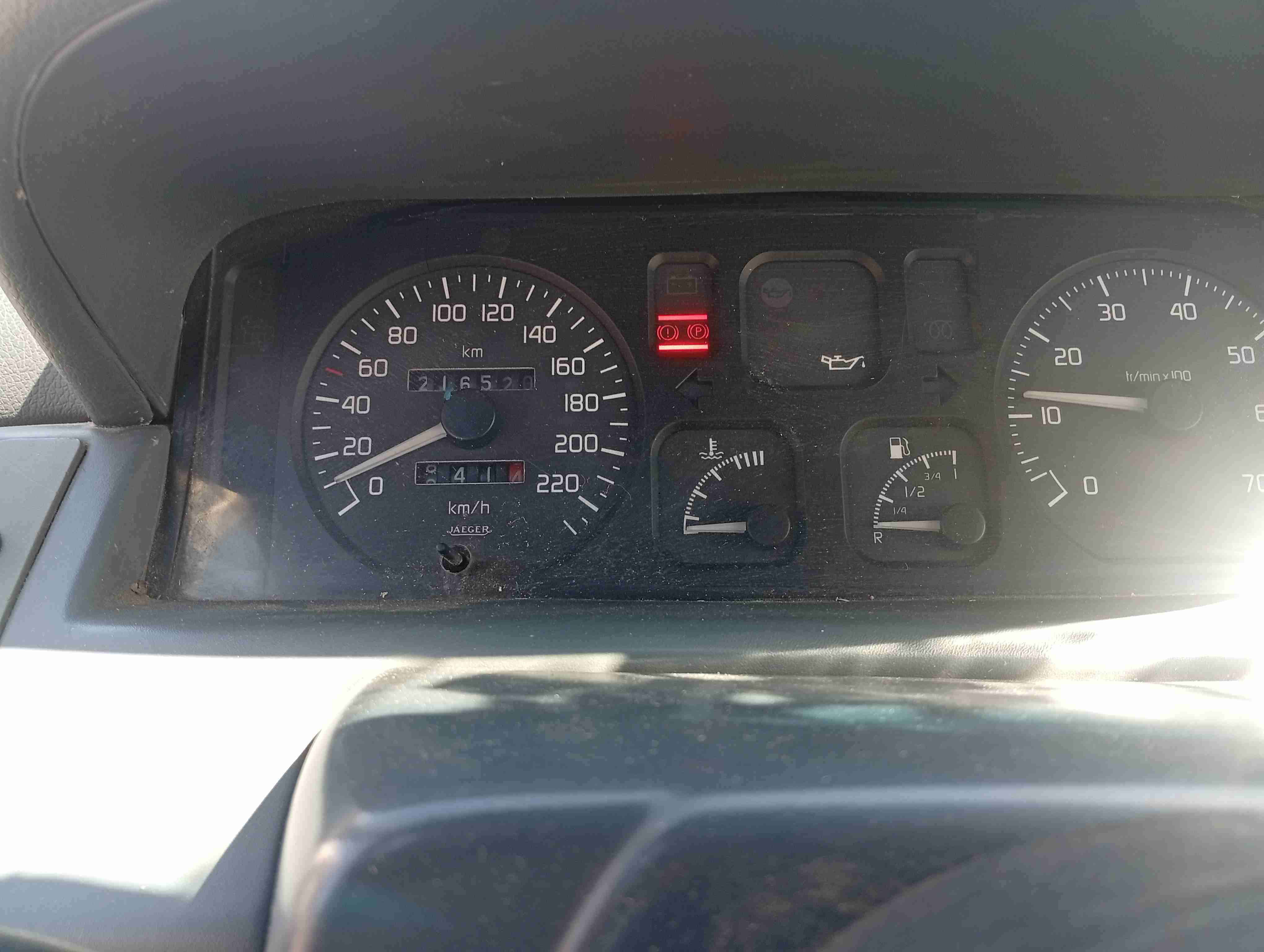 Auto Renauld sedan blanco - 6