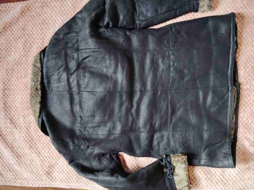 Abrigo de cuero negro - 2