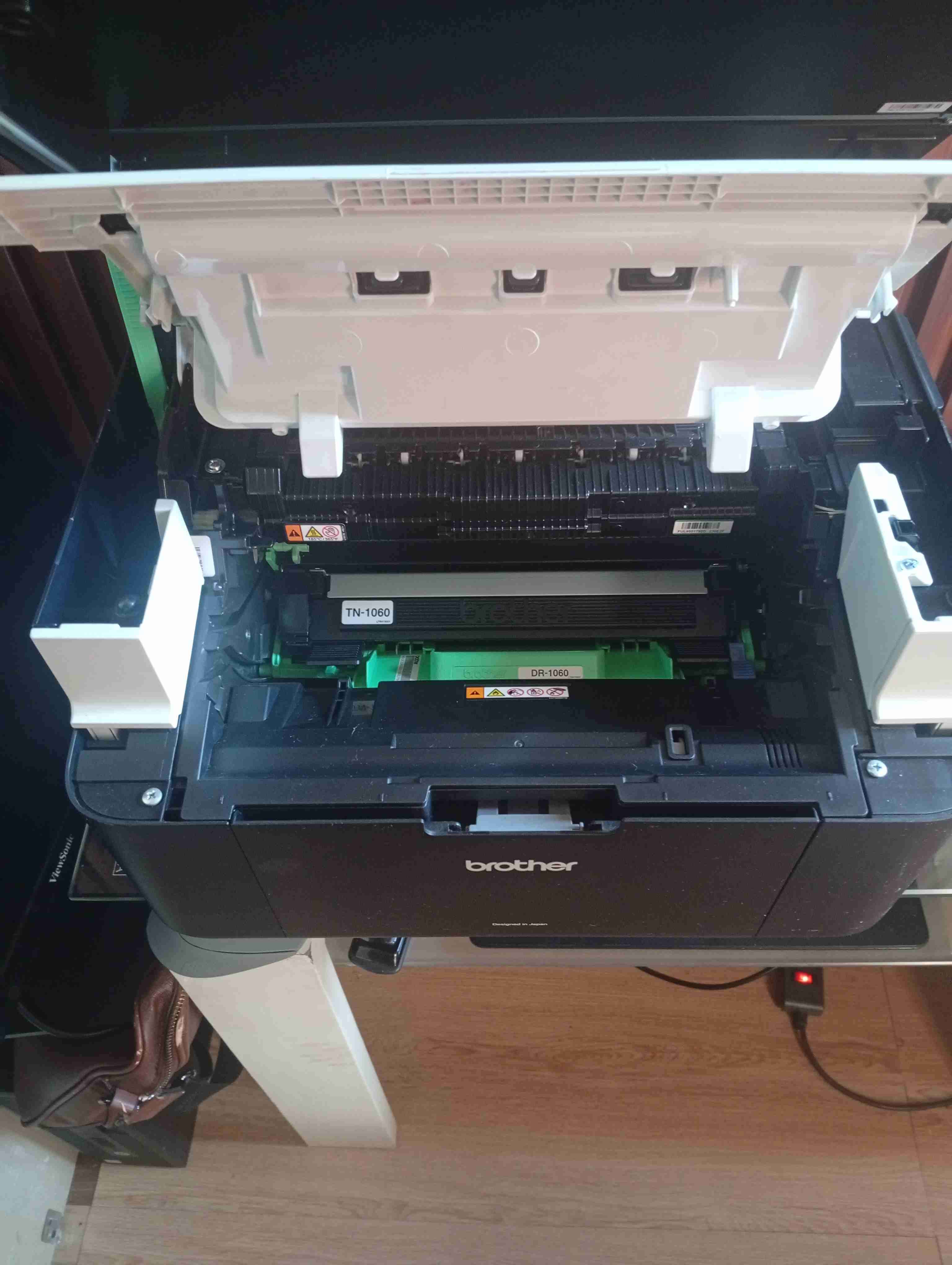 Impresora láser Brother usada - miniatura 1