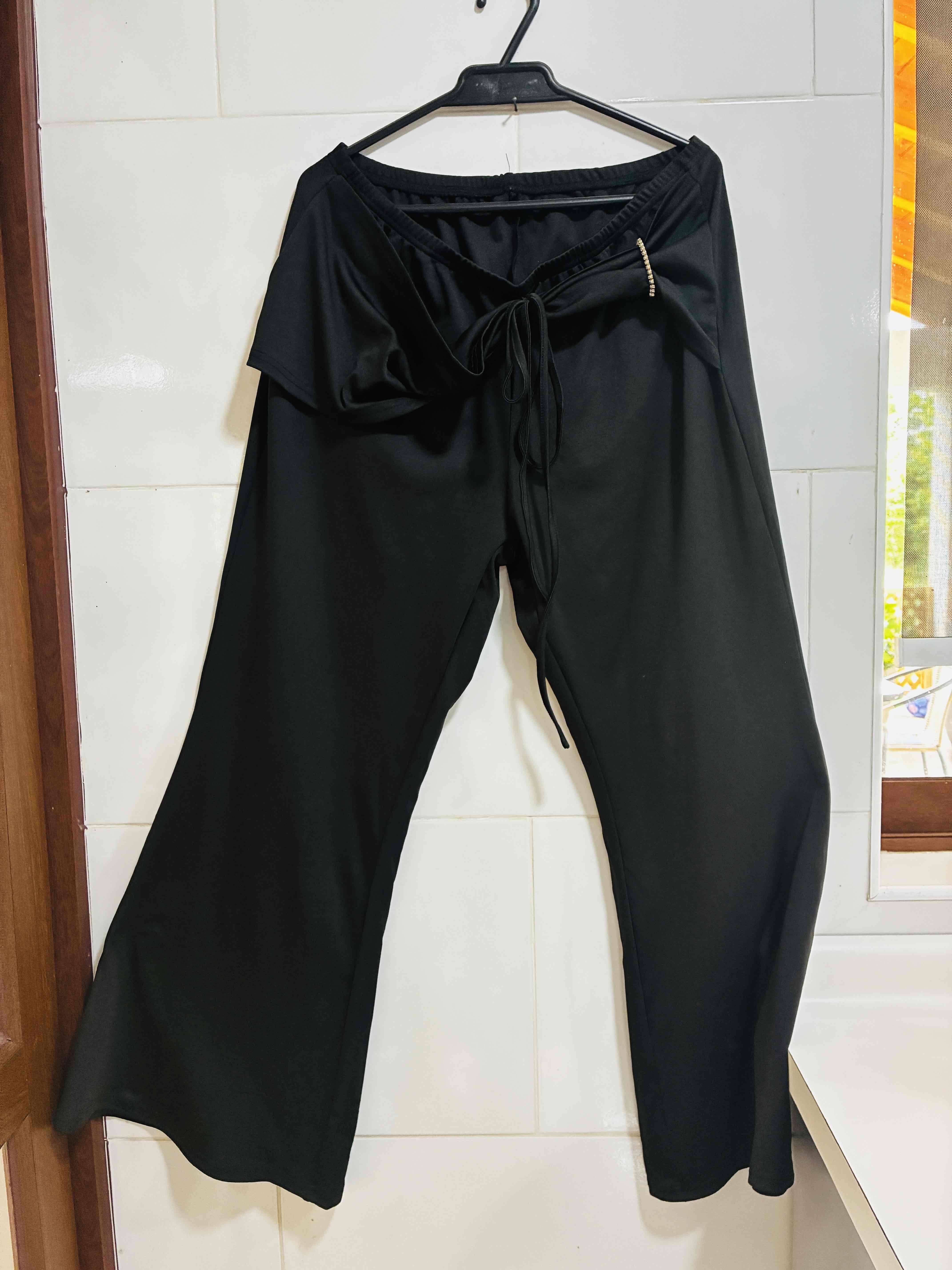 Pantalones anchos negros