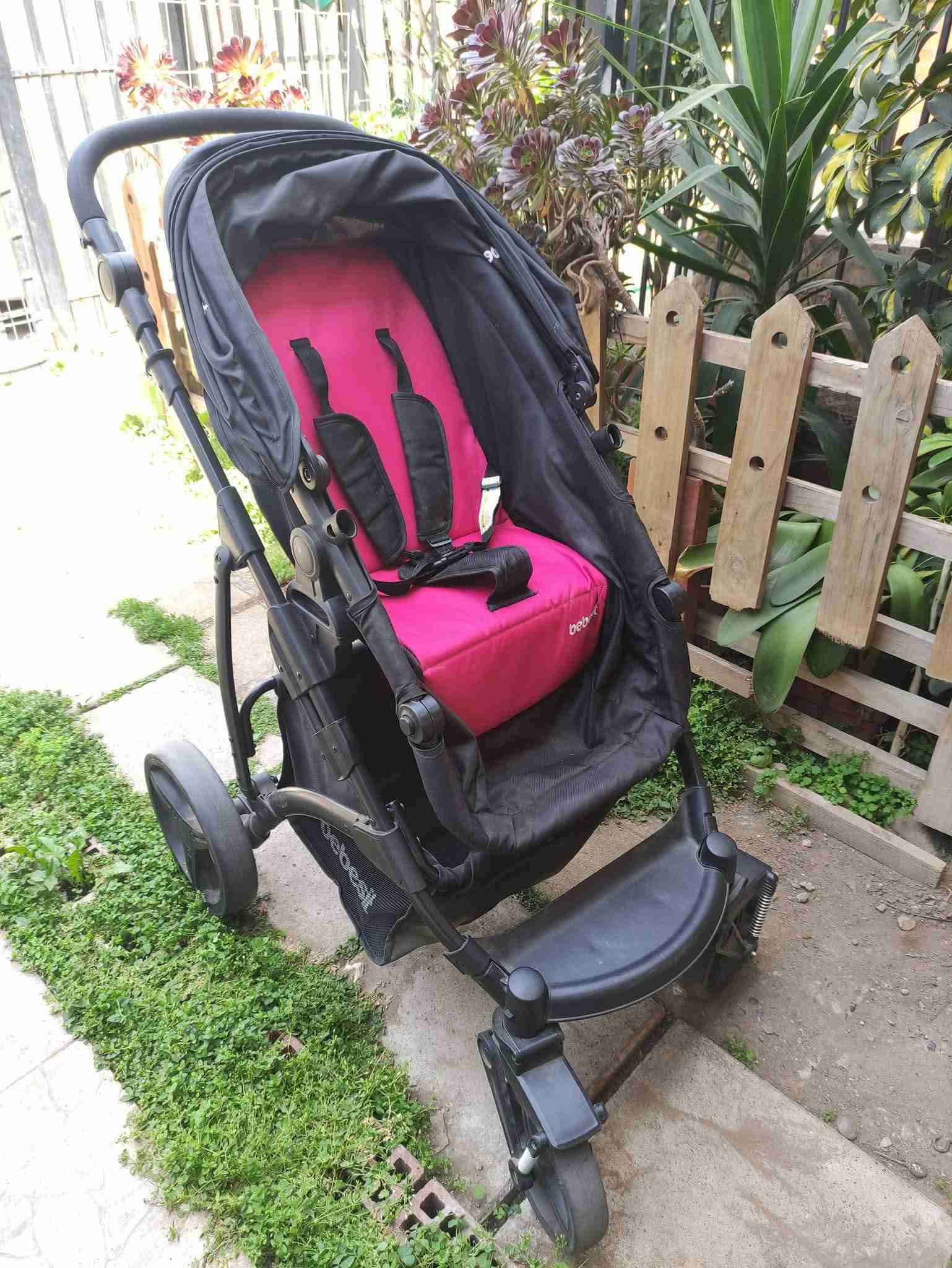 Coche de bebé Bebesit negro y rosado - 3