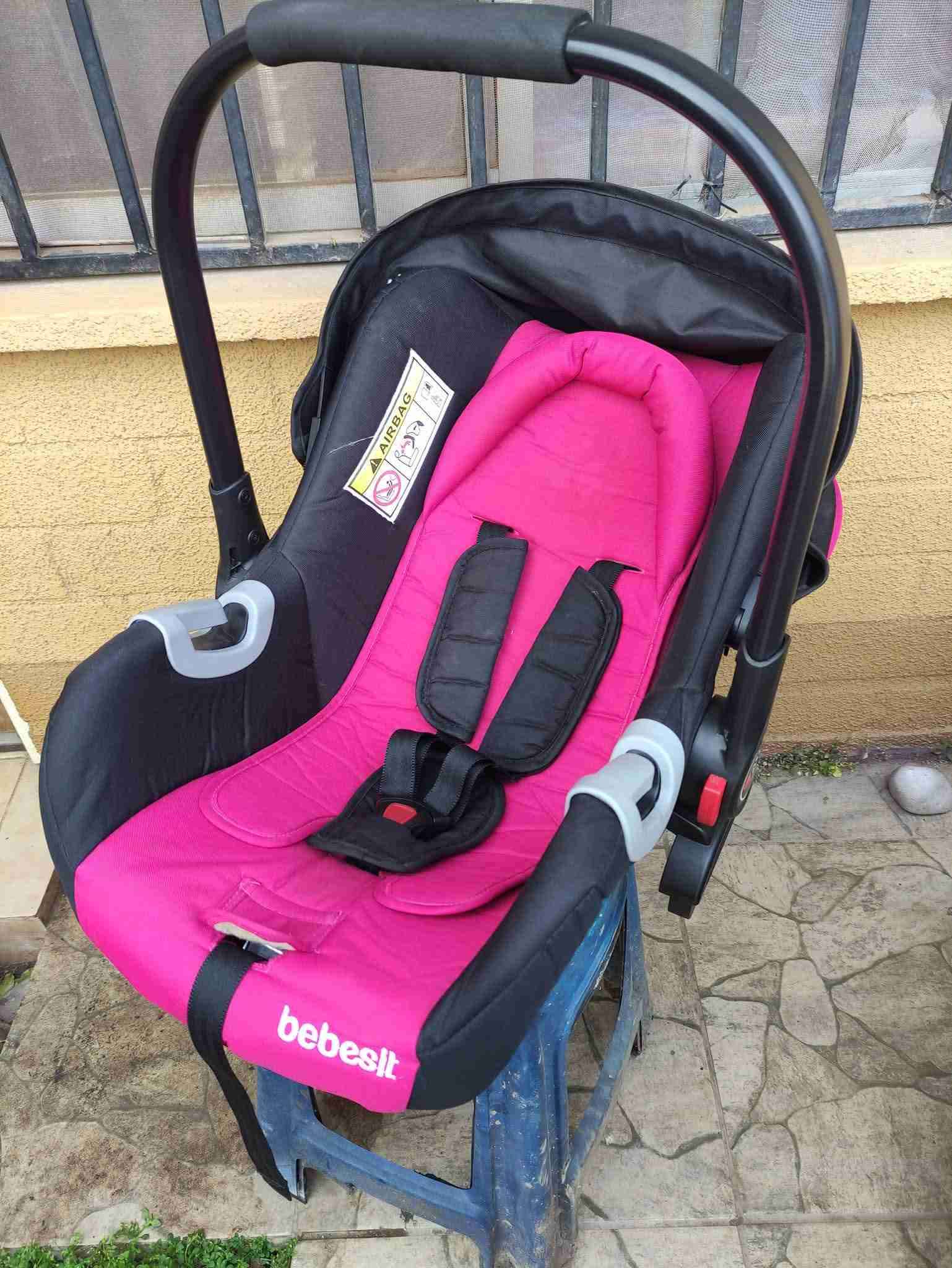 Coche de bebé Bebesit negro y rosado - 6