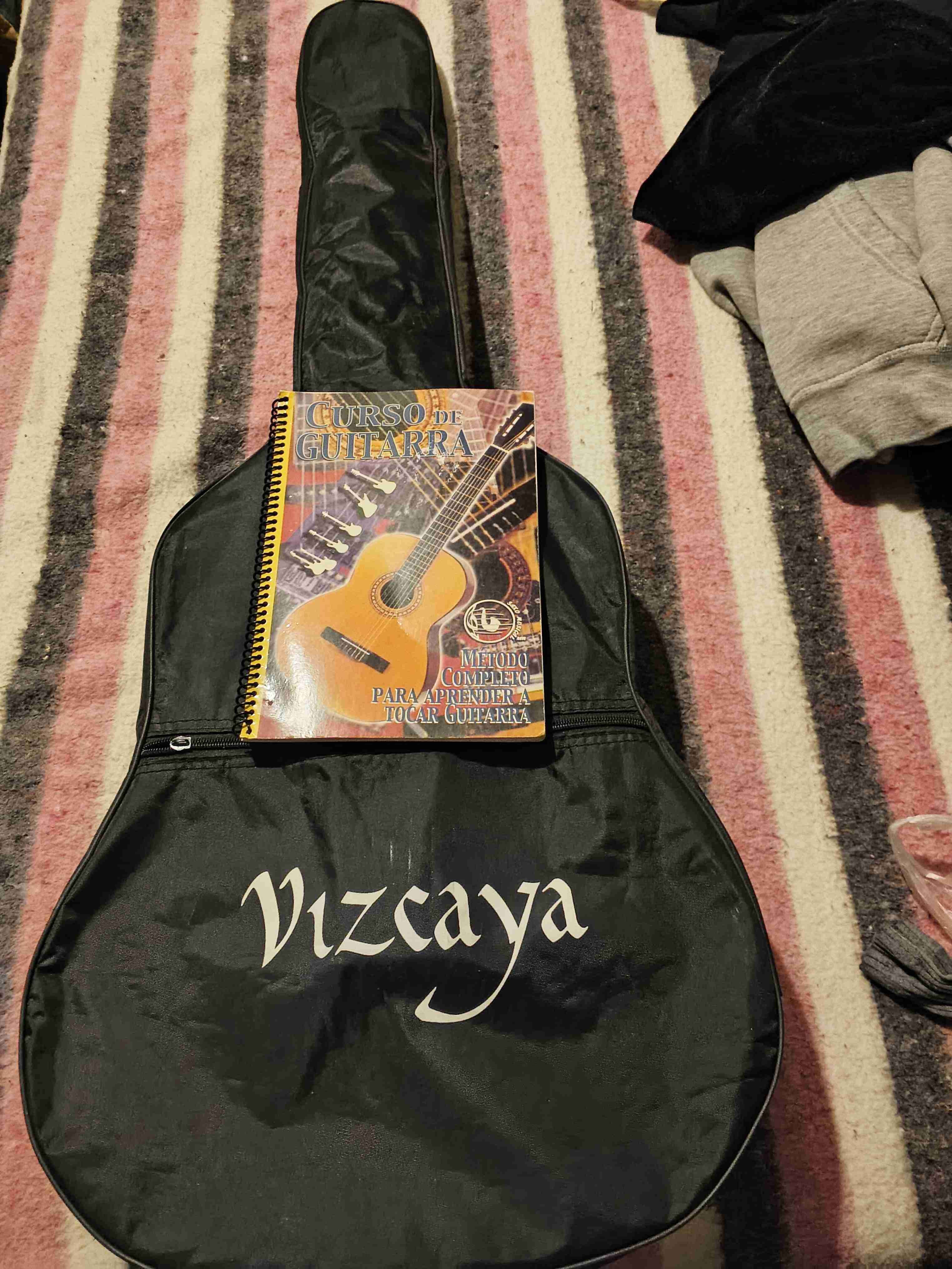 Guitarra clásica acústica blanca - miniatura 2