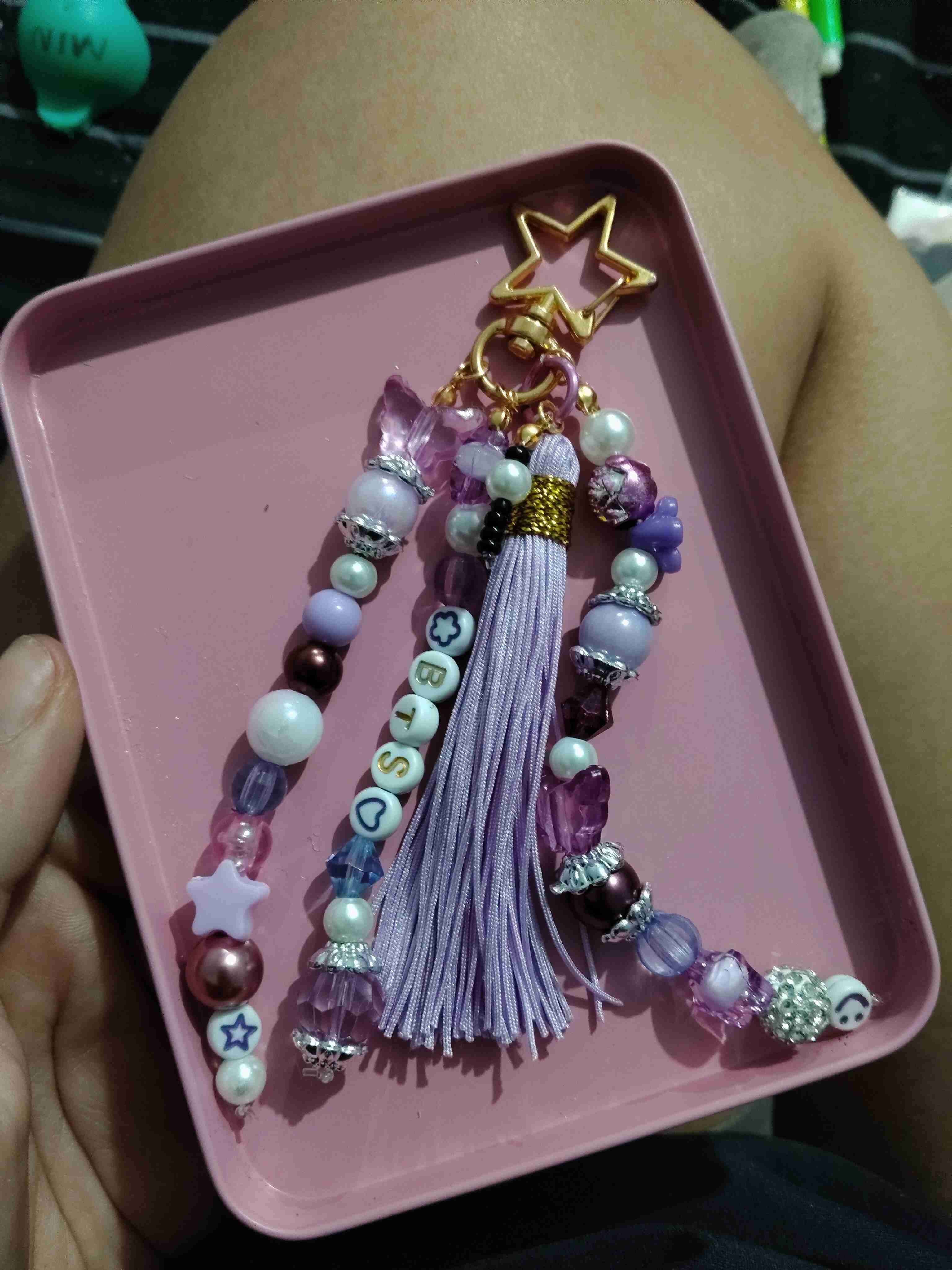 Pulseras y llaveros de cuentas multicolor - 3