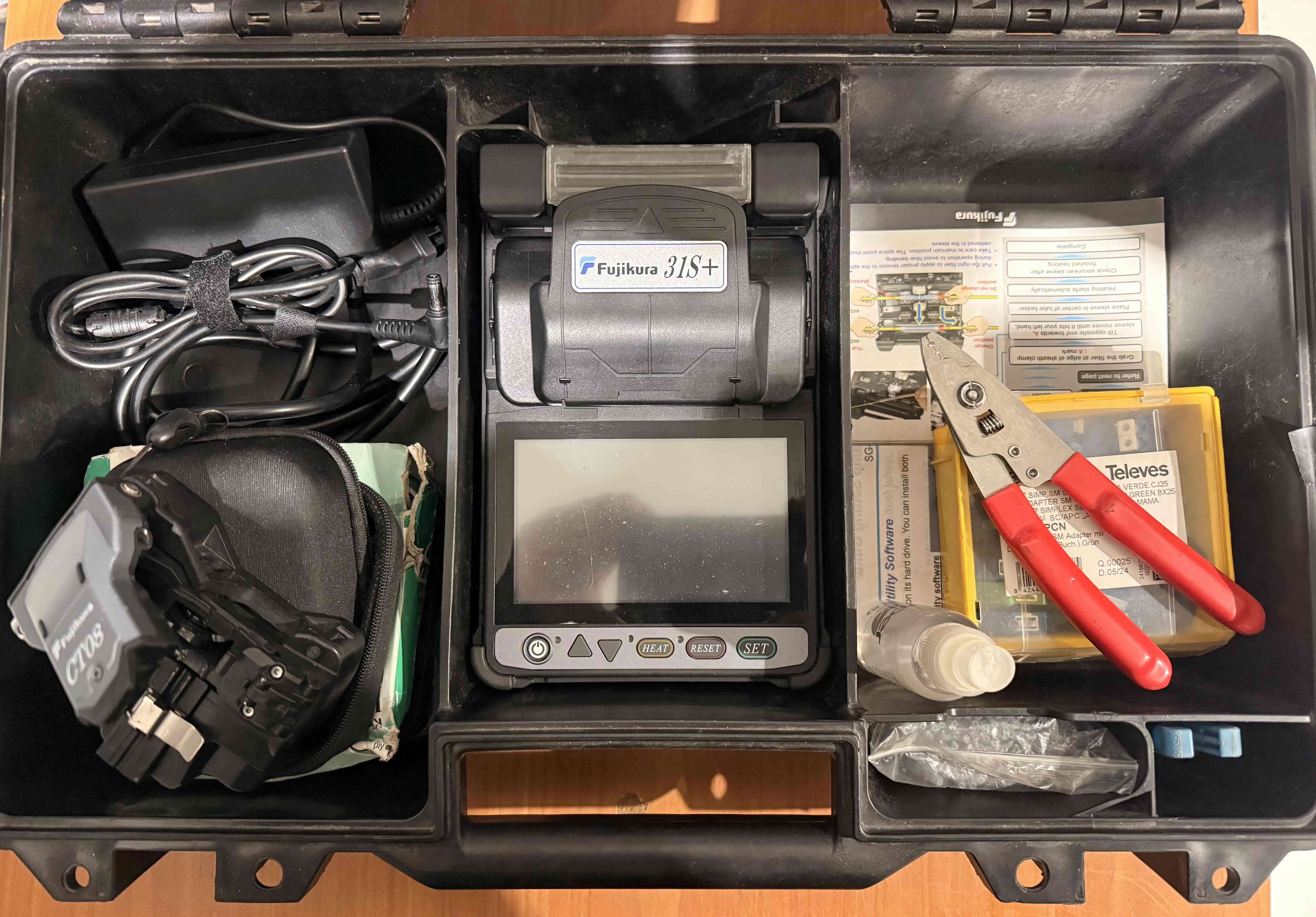 Kit empalmadora Fujikura 31S+ - miniatura 1