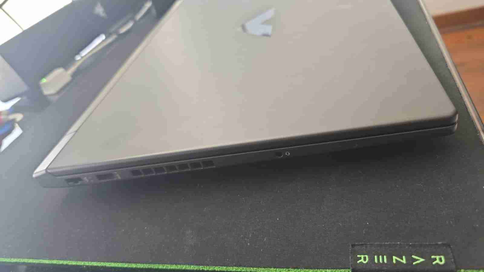 Notebook HP Victus 16" usado - miniatura 5