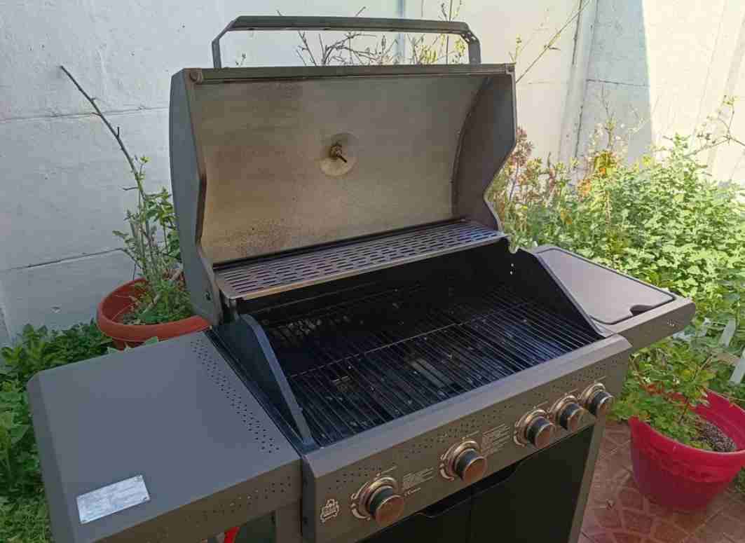 Parrilla BBQ con quemador lateral - miniatura 2