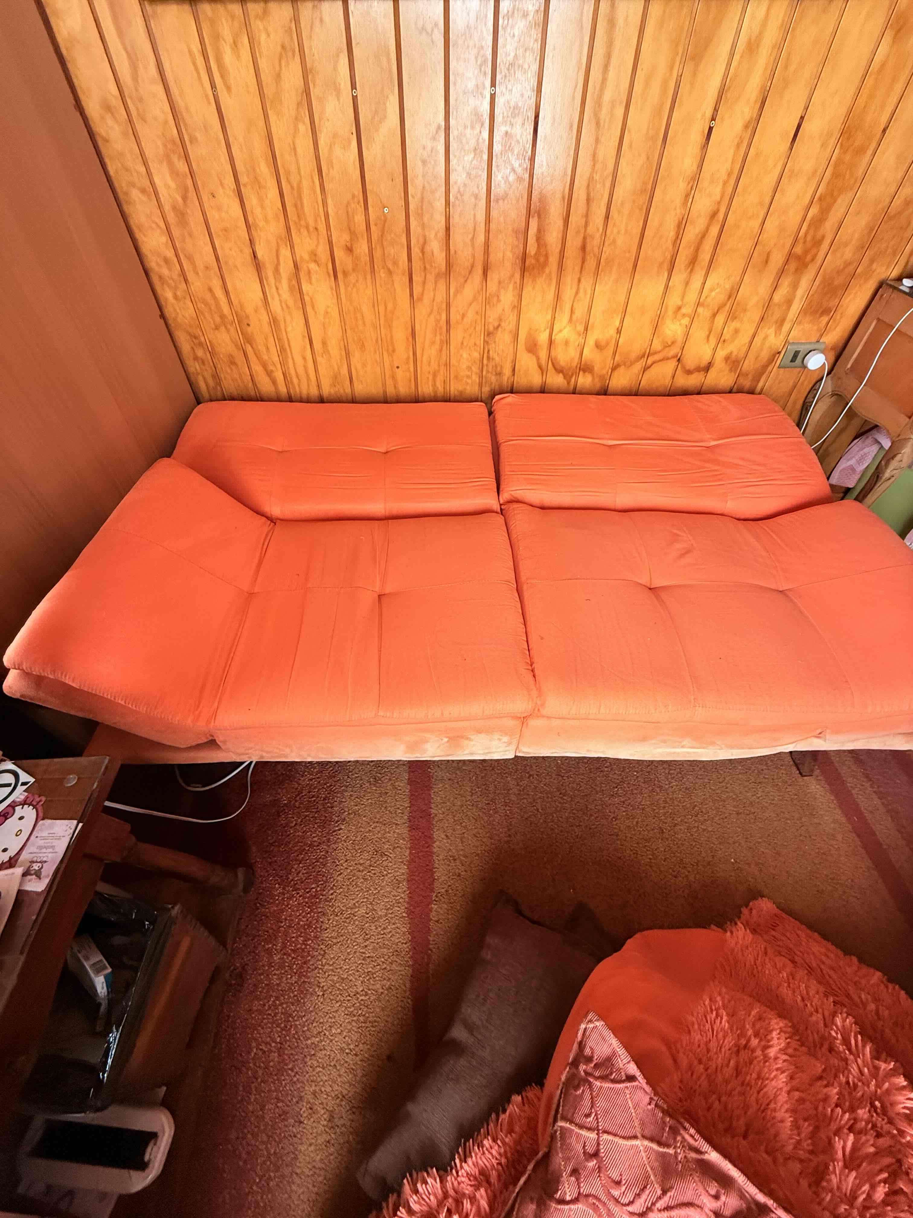 Sofá cama naranja - miniatura 1