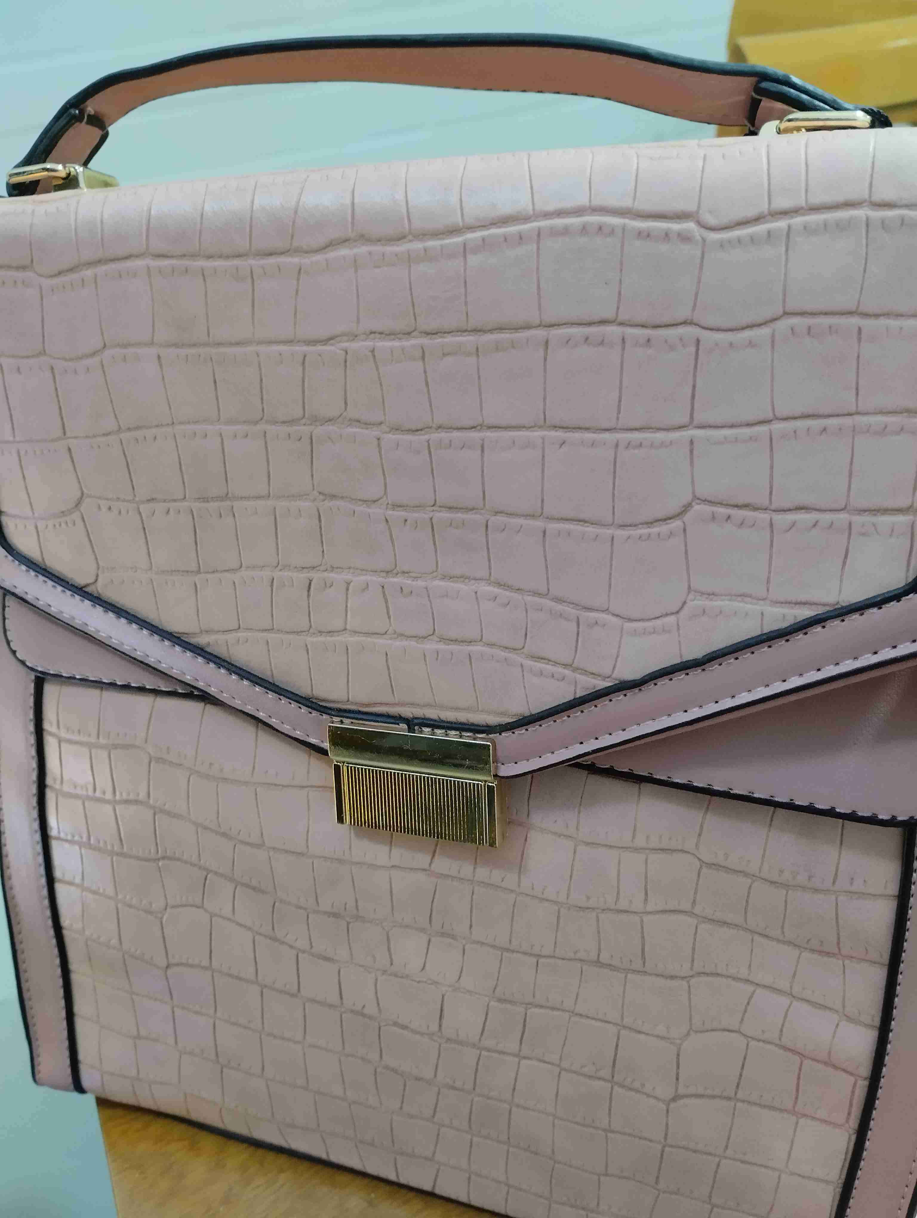 Cartera rosada texturizada - miniatura 4