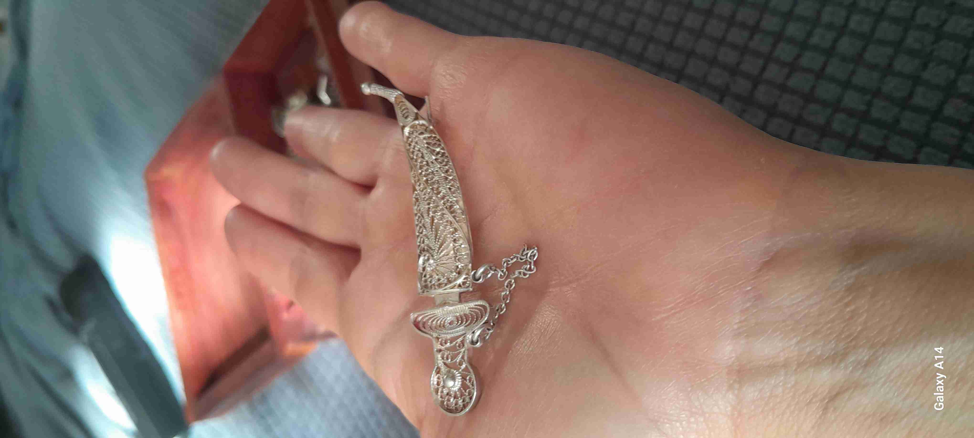 Prendedor vintage Cuchillo  plata filigrana - miniatura 1