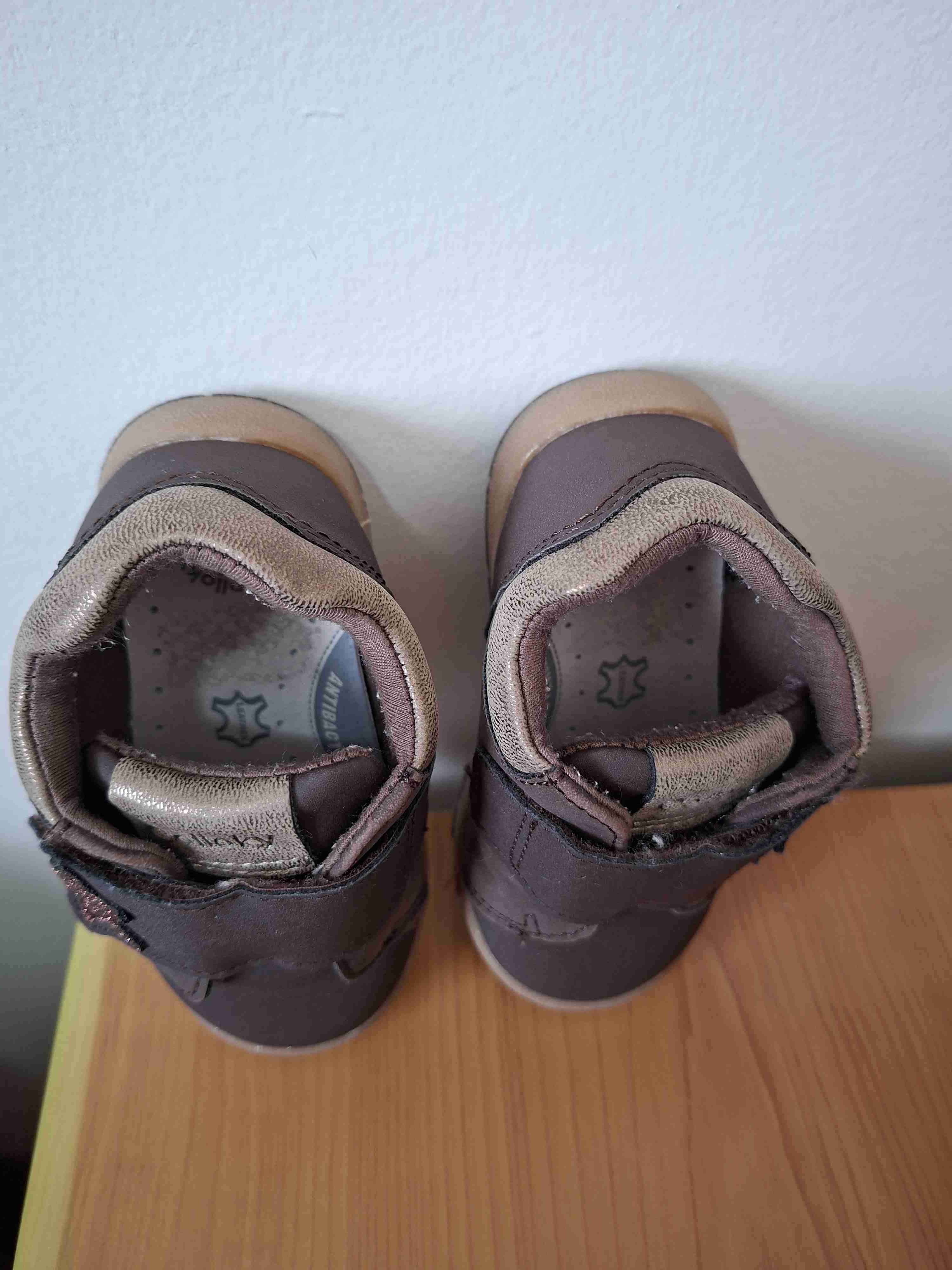 Zapatillas marrones para niña - miniatura 4