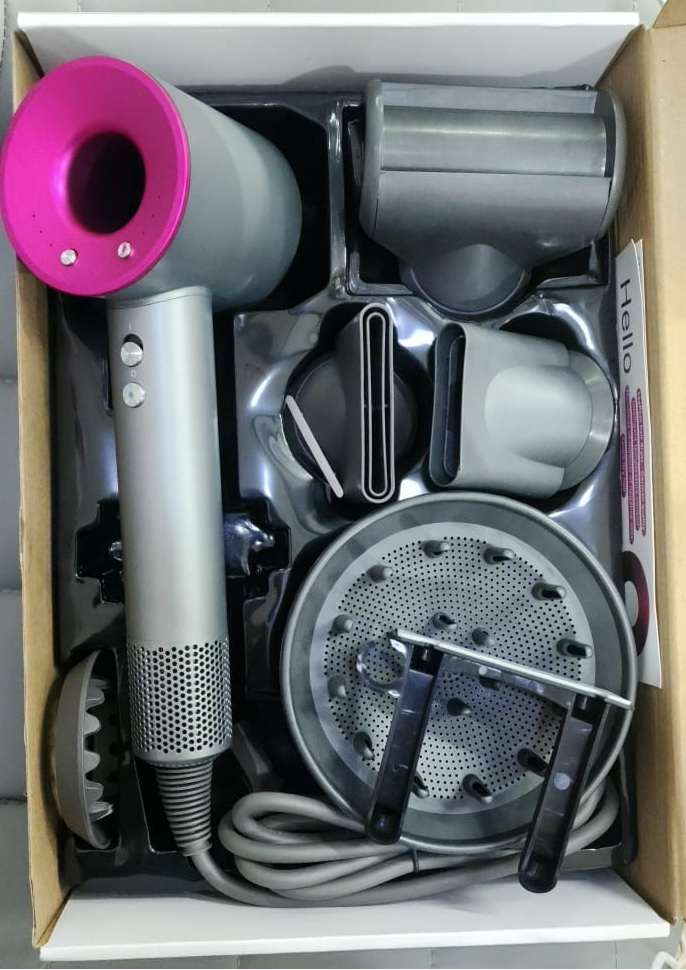 Secador de pelo con accesorios - miniatura 3