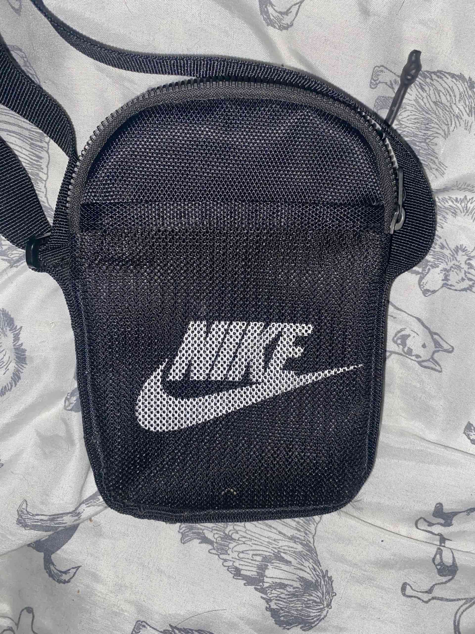 Bolso bandolera negro Nike - miniatura 3