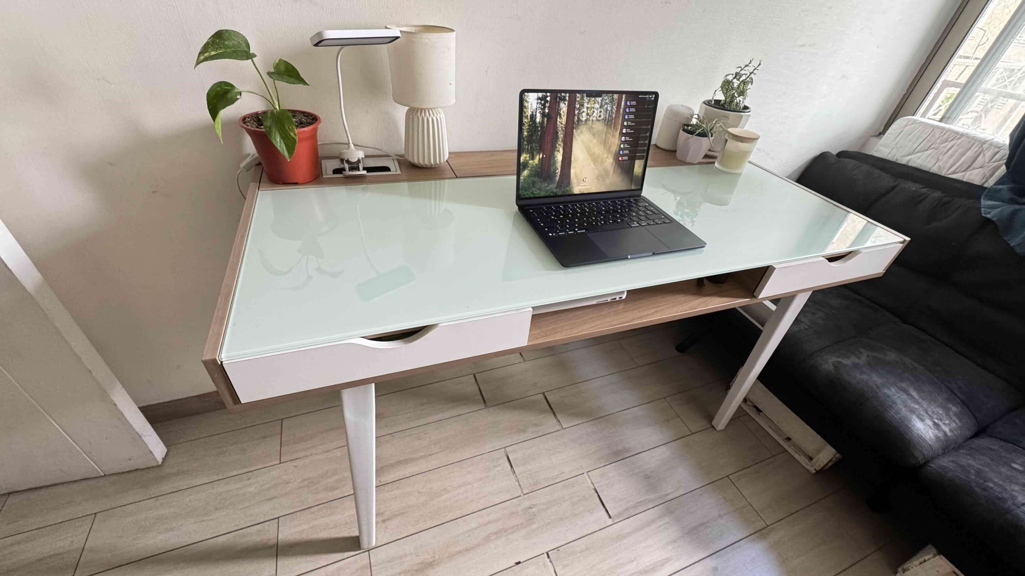 Escritorio de vidrio templado con cajones - miniatura 1