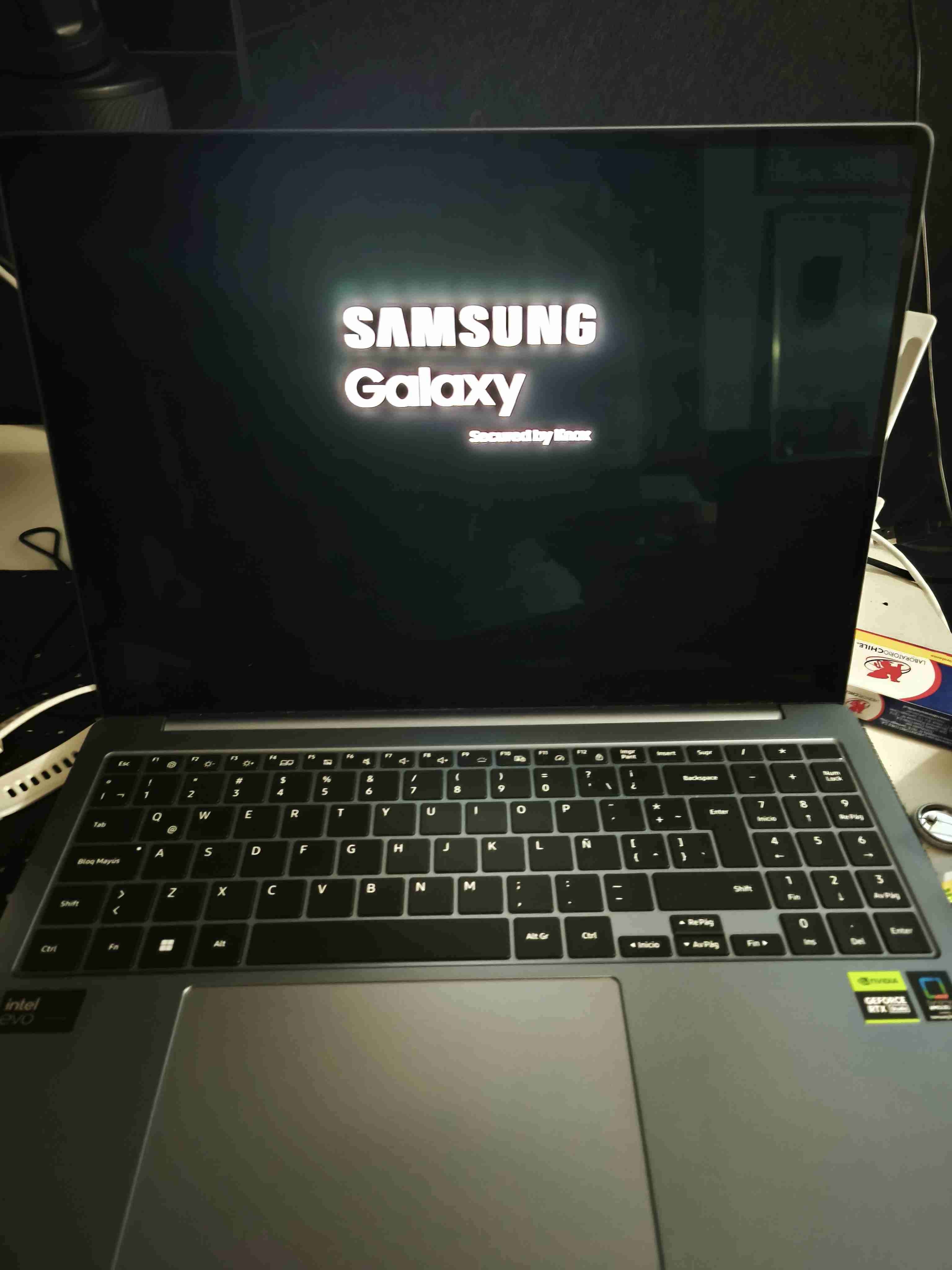 Book 4 ultra Intel 7 ultra 155h 4050 etc 1 tb - 3