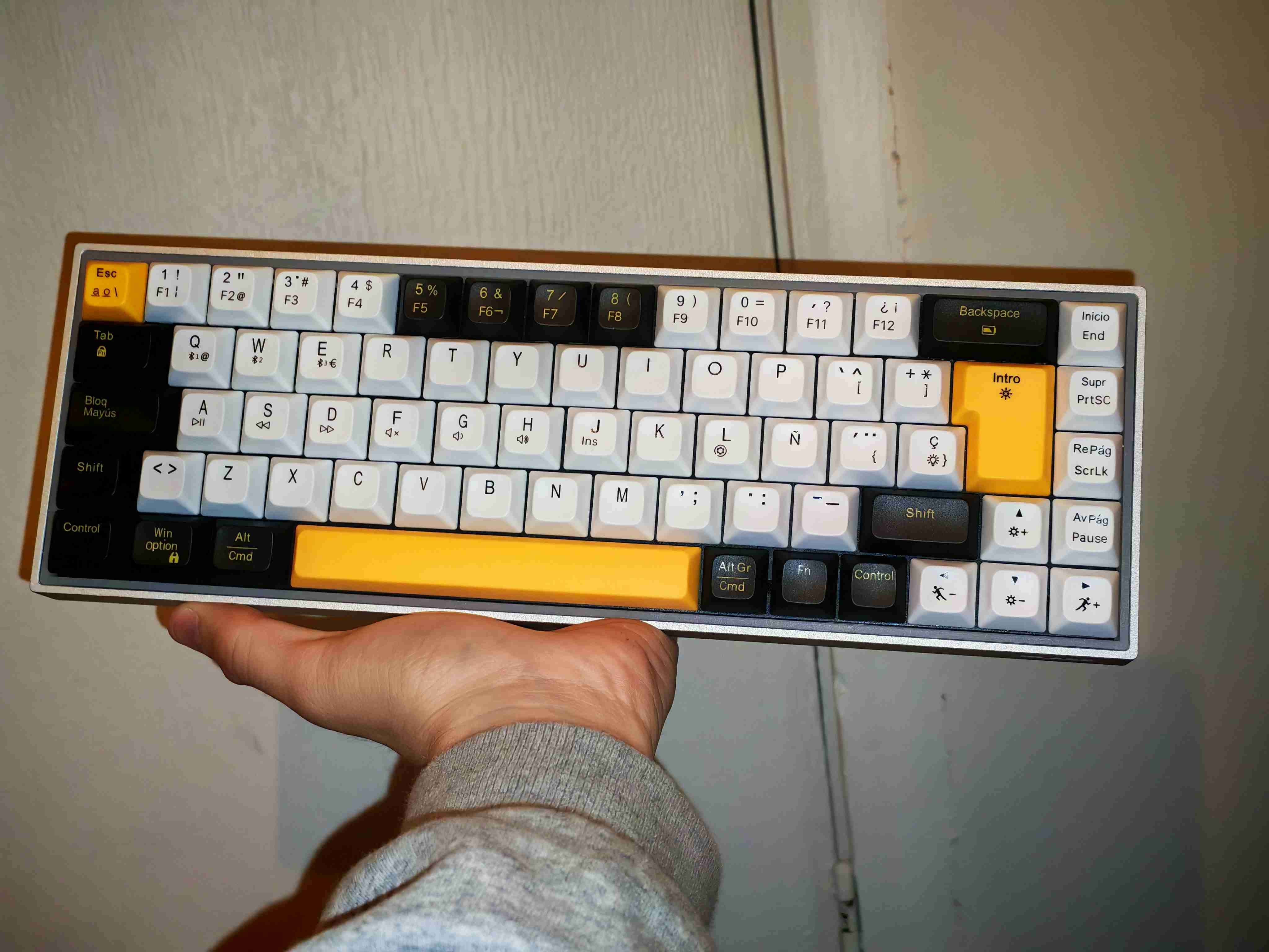 Teclado mecánico Blaze Pink Panthet OPEN BOX - miniatura 1