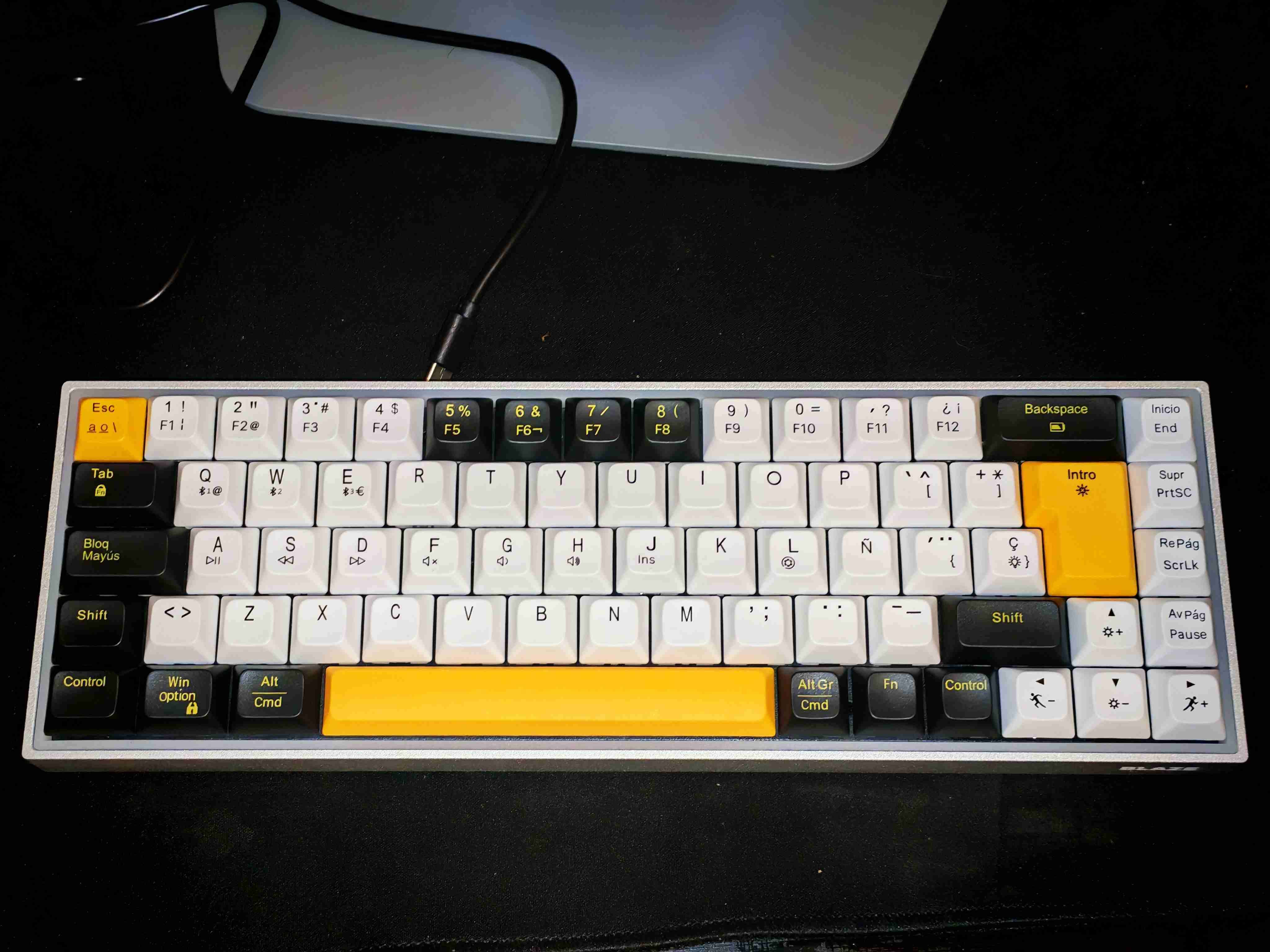 Teclado mecánico Blaze Pink Panthet OPEN BOX - miniatura 3