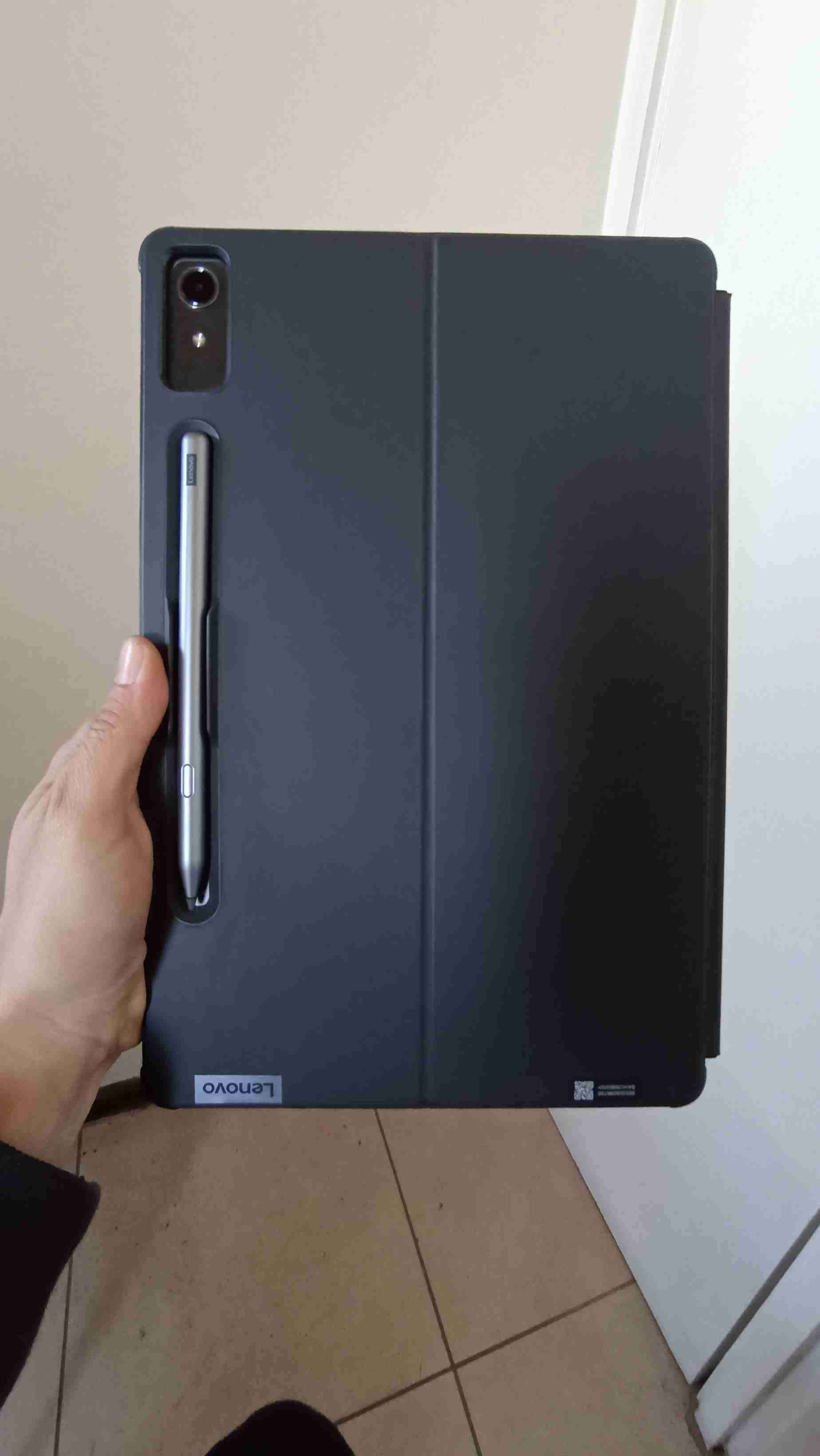 Tablet Lenovo Tab P12 con Funda + Teclado y Lápiz - 6