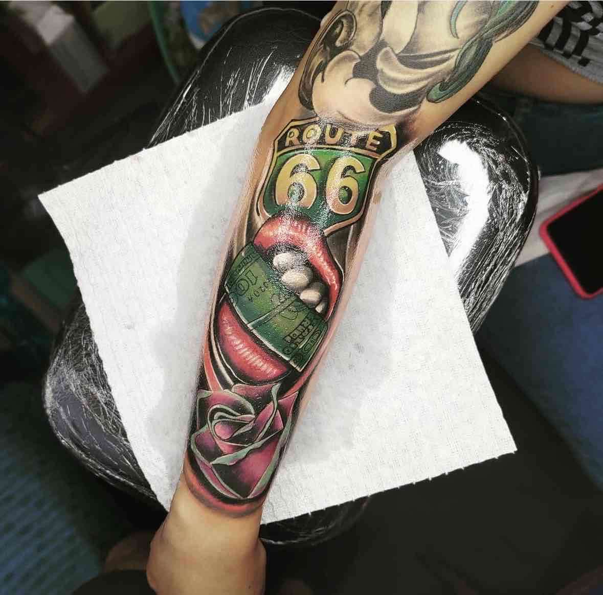 Tatuajes profesionales - miniatura 3