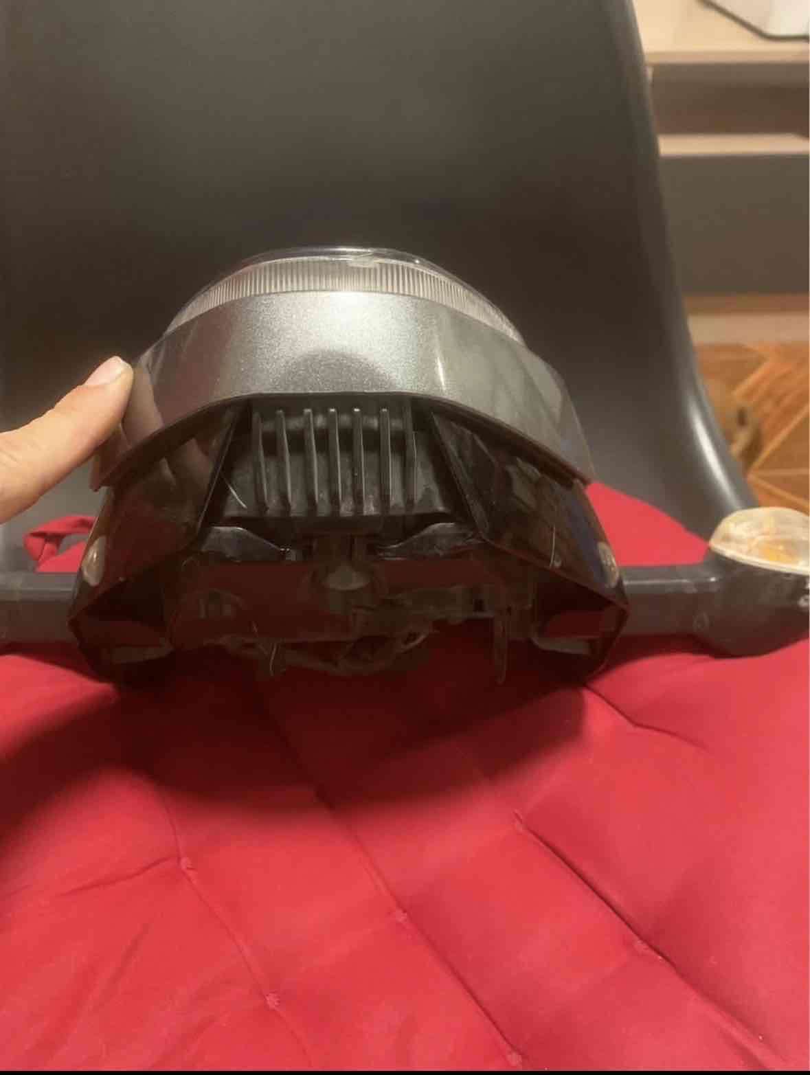 Faro delantero de motocicleta - miniatura 2