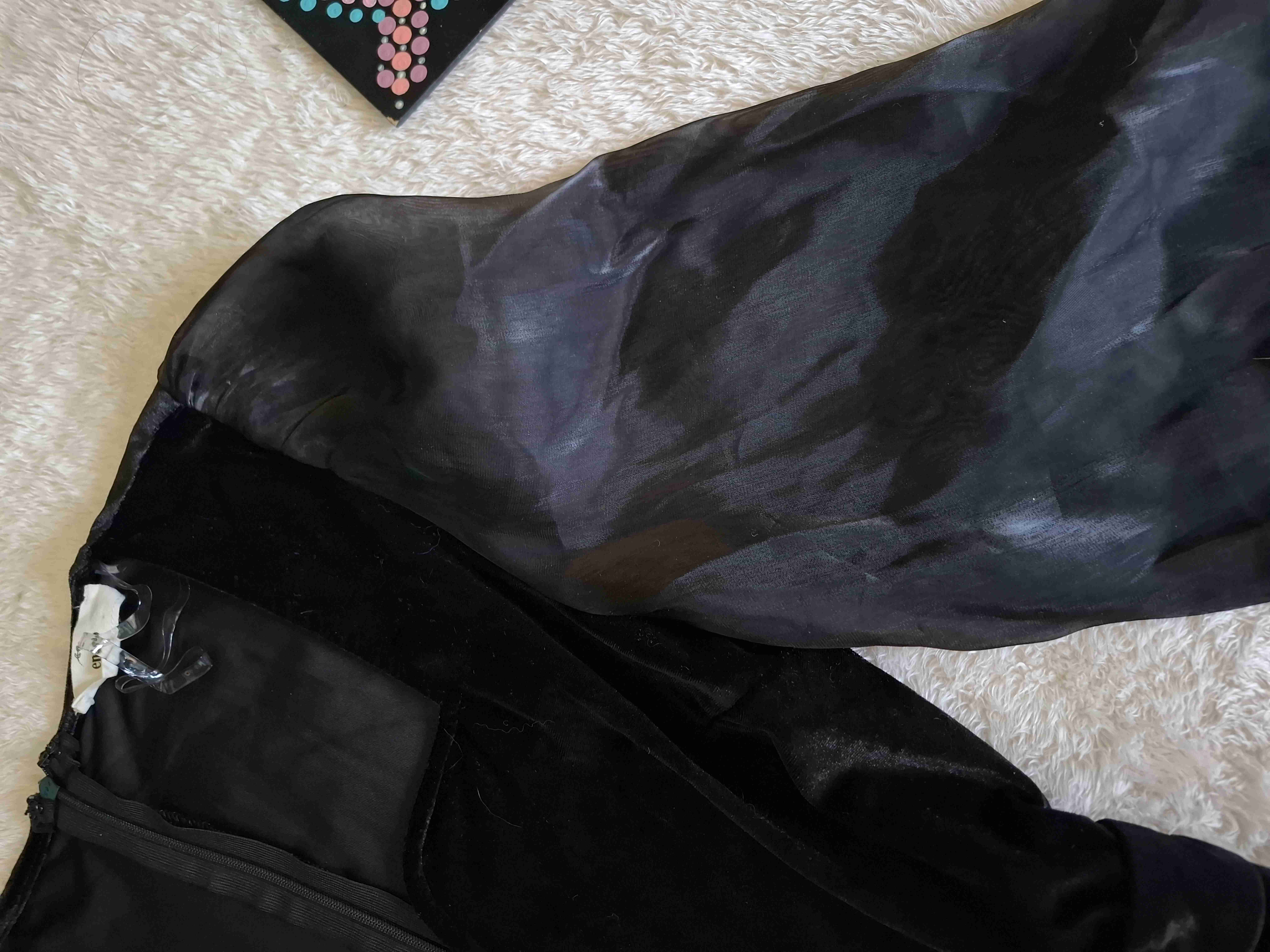 Enterito negro con mangas transparentes - 3