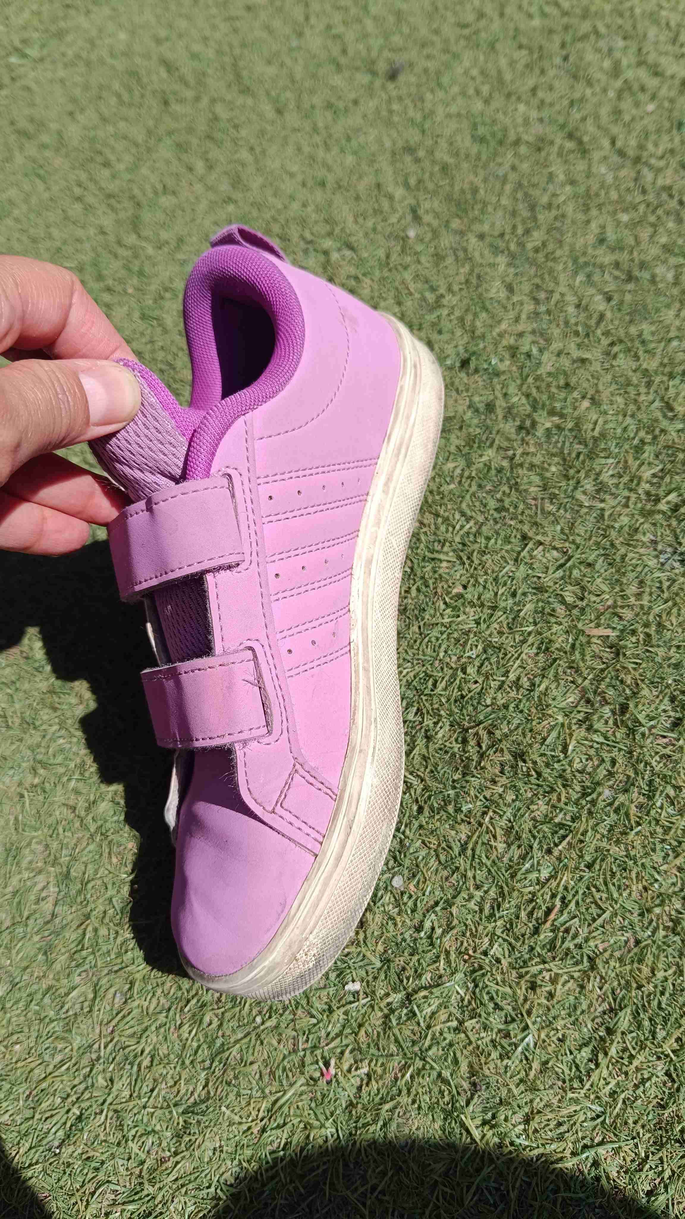 Zapatillas rosadas para niñas - miniatura 3