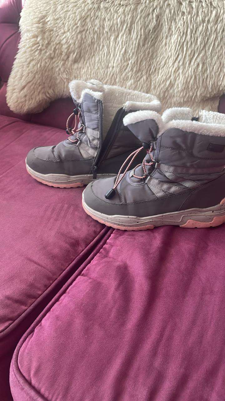 Botas de invierno gris - miniatura 2