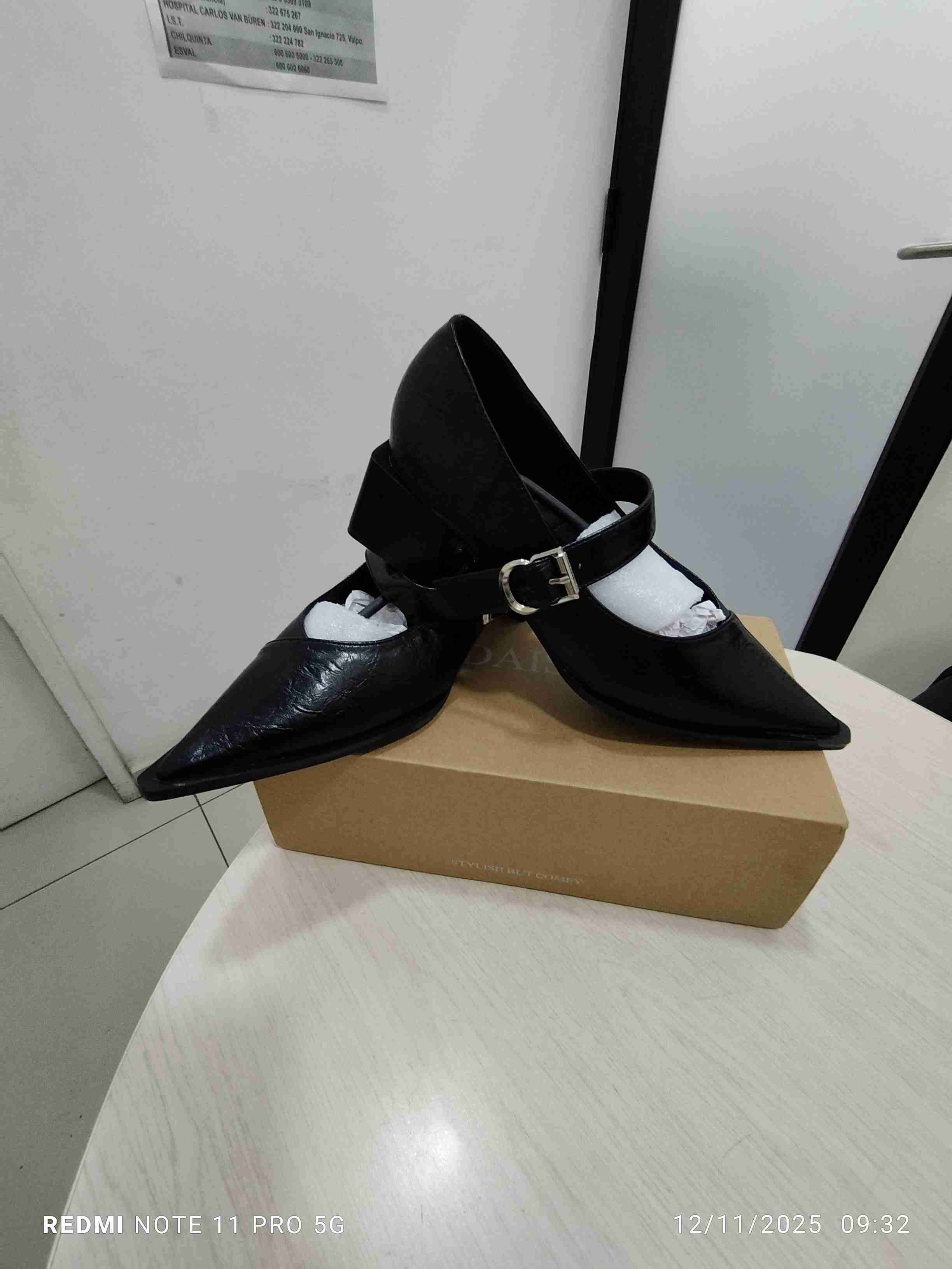 Zapatos de tacón negros - miniatura 4