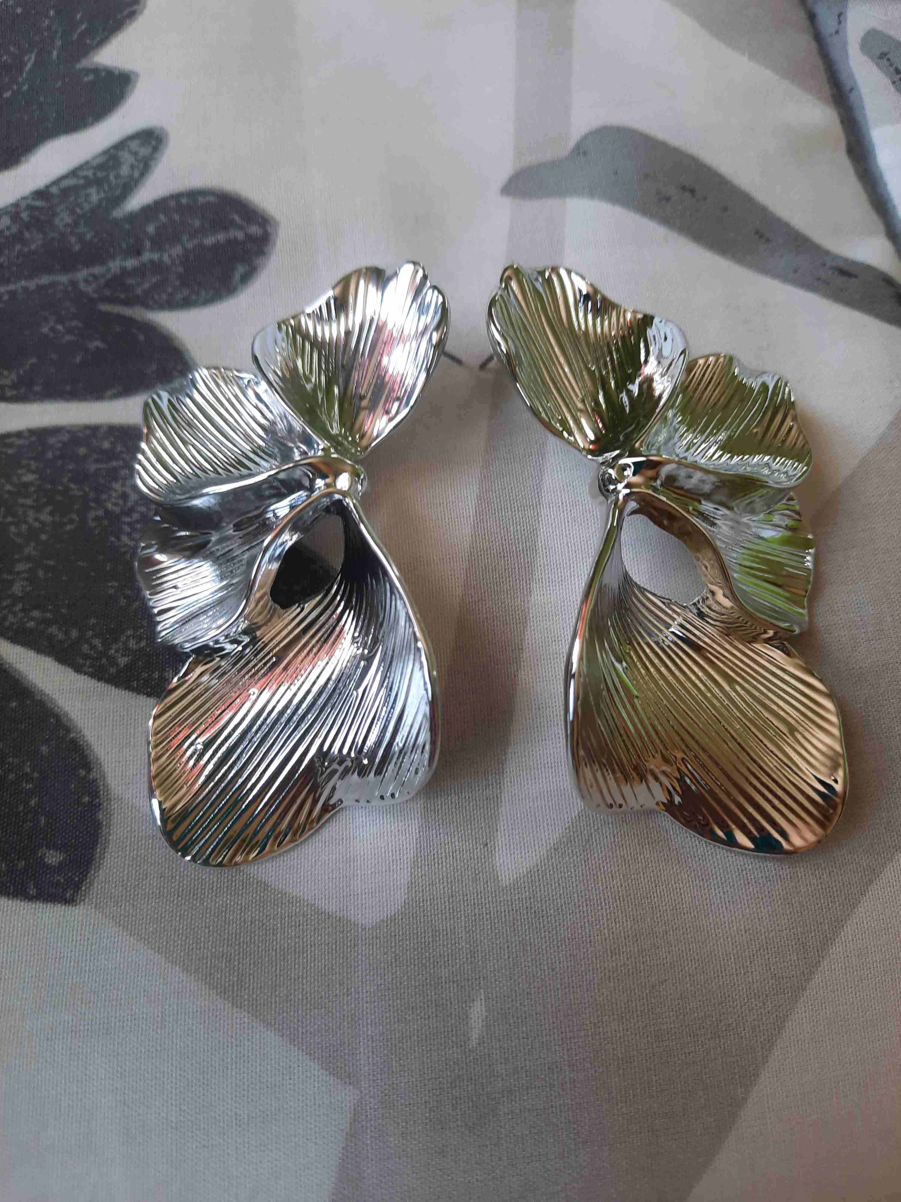 Aros hojas plateados