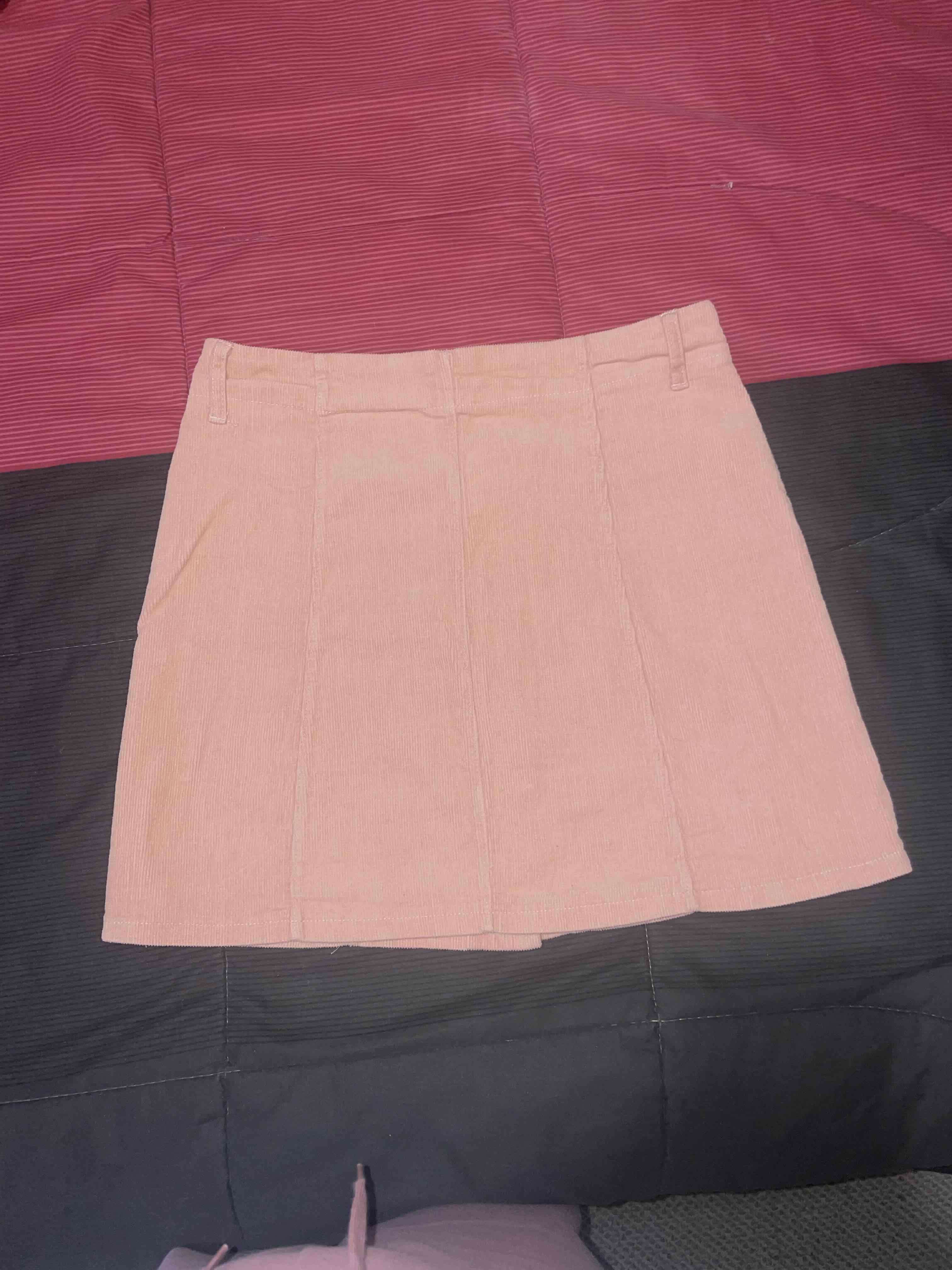 Falda rosada con botones talla S - miniatura 4