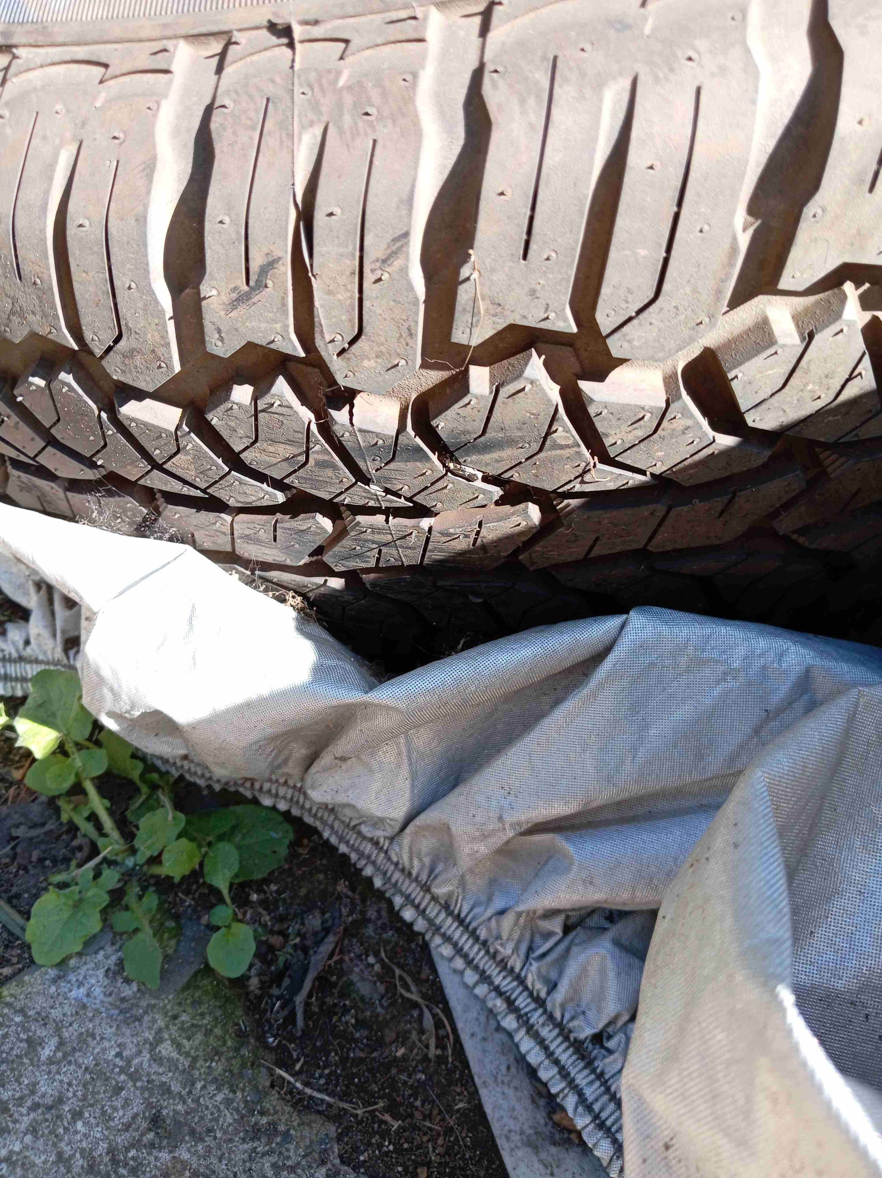 Llanta de Suv aro 17 con neumático - miniatura 2