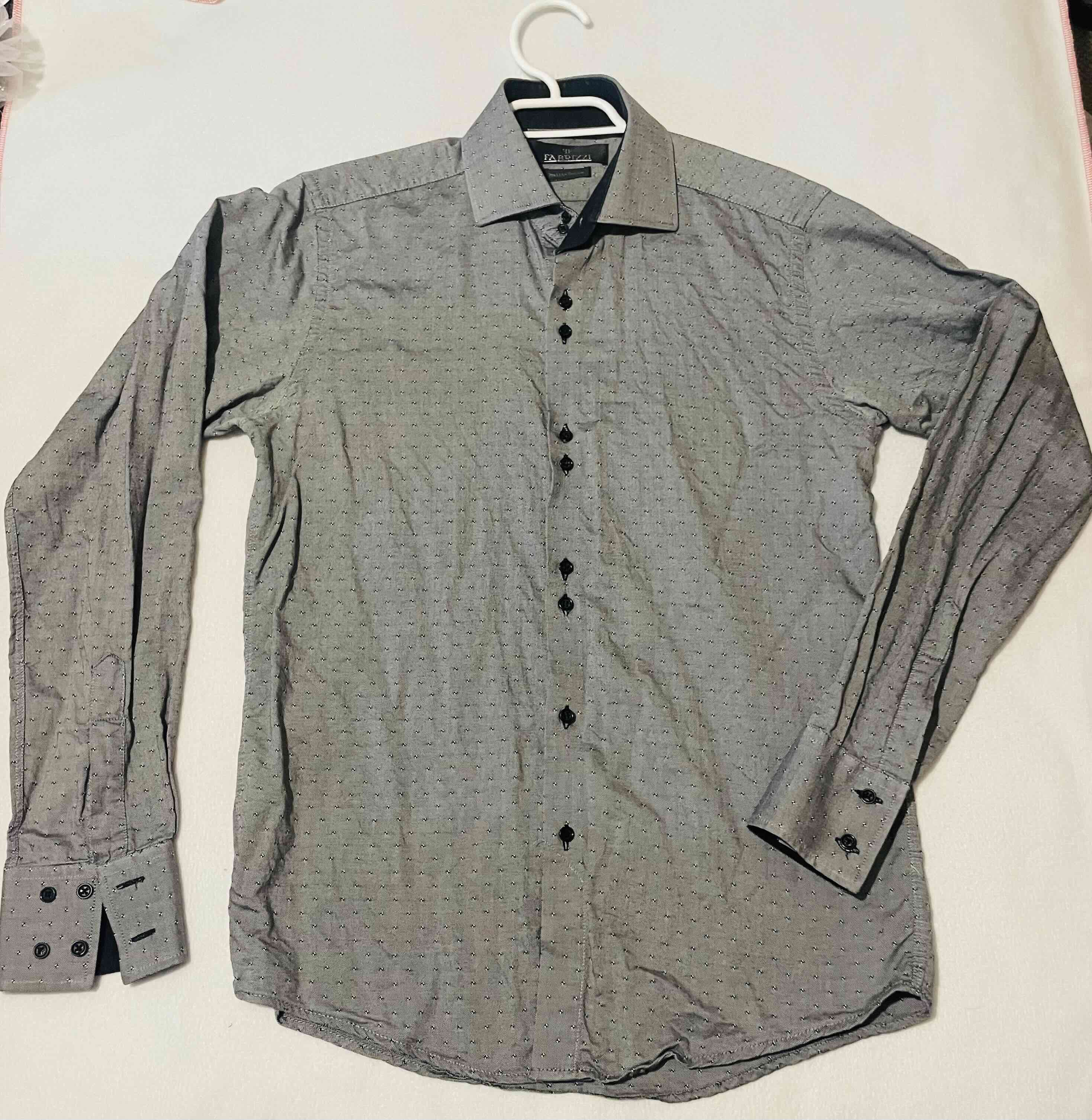 Camisa gris con diseño Talla M - 1