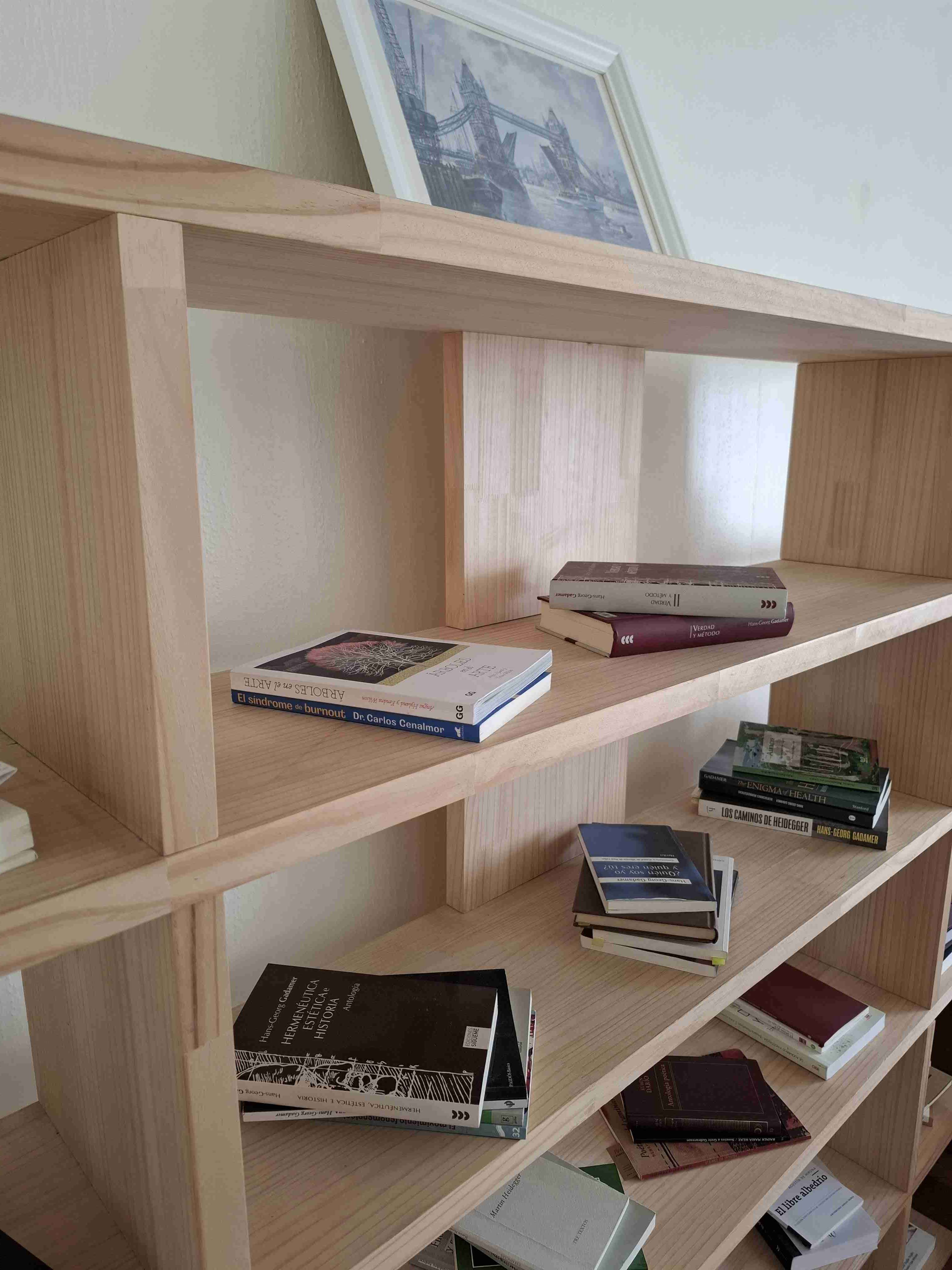 Estantería de madera (Librero) - miniatura 2