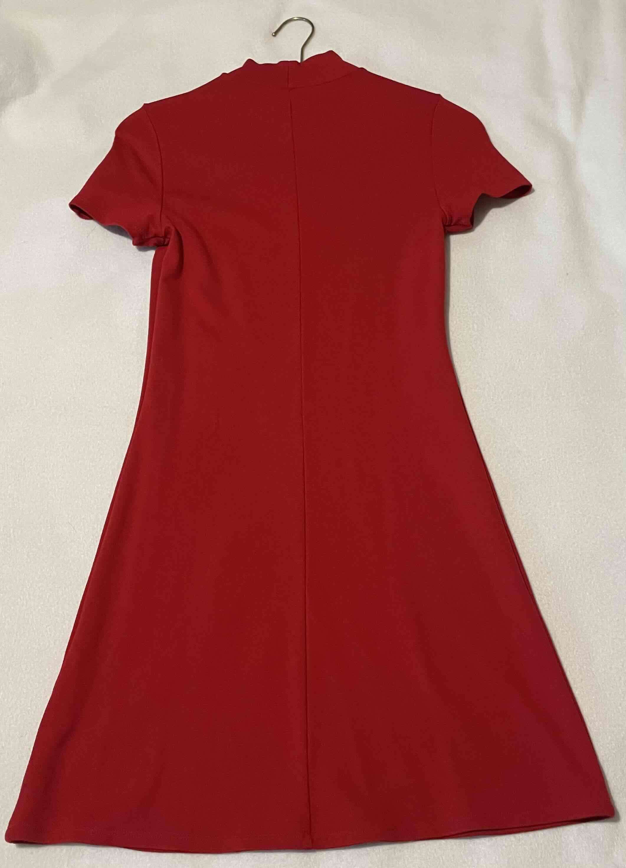 Vestido rojo Forever 21 corto Talla S - miniatura 2